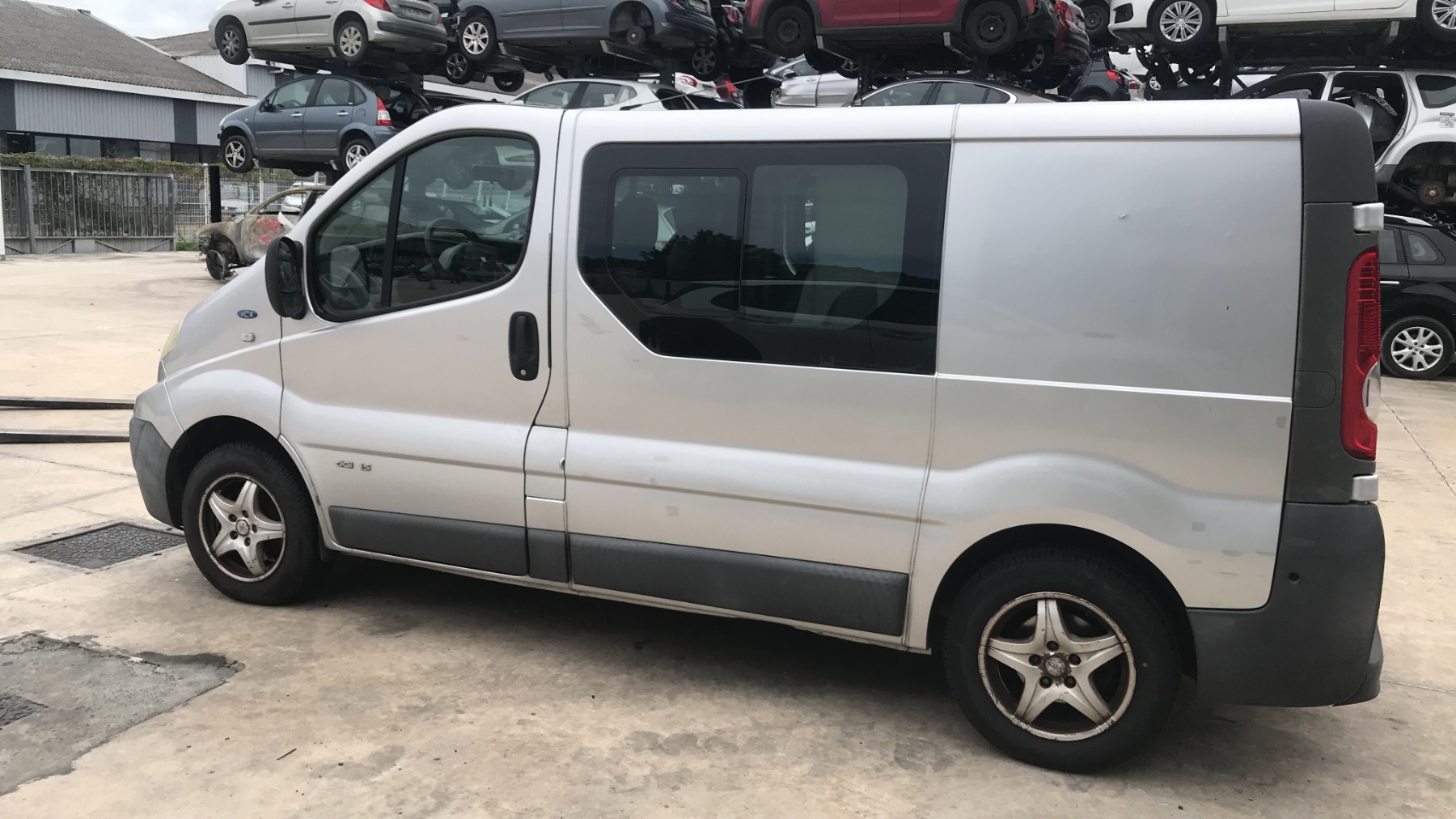 Image RENAULT TRAFIC 2