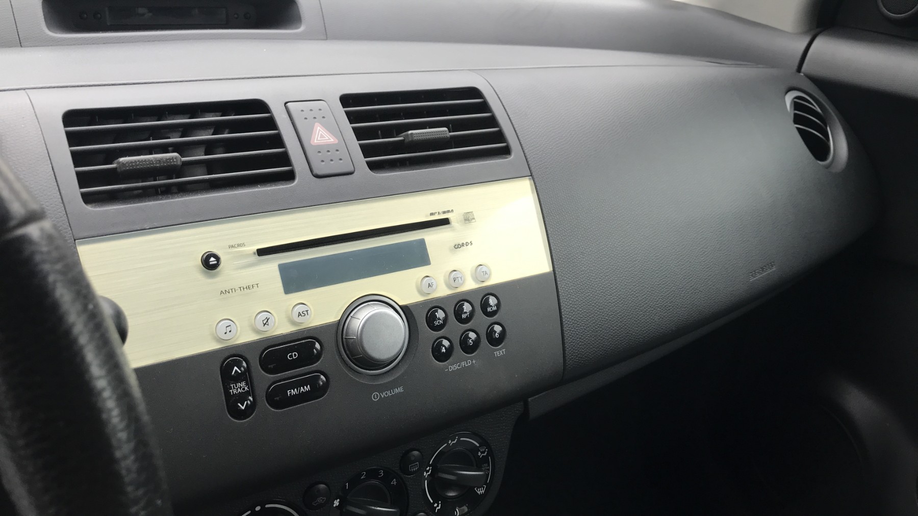 Image SUZUKI SWIFT 3