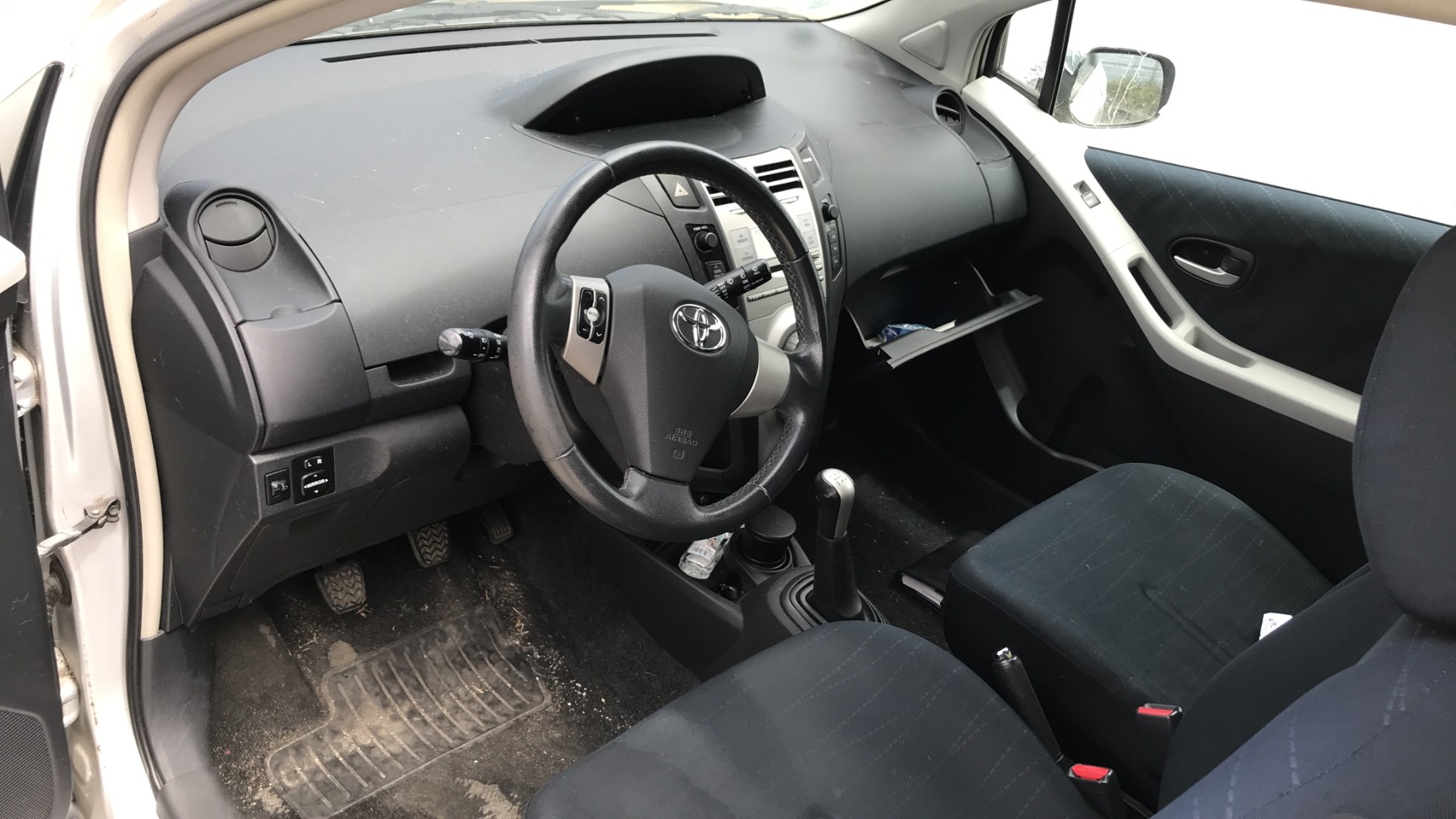 Image TOYOTA YARIS 2