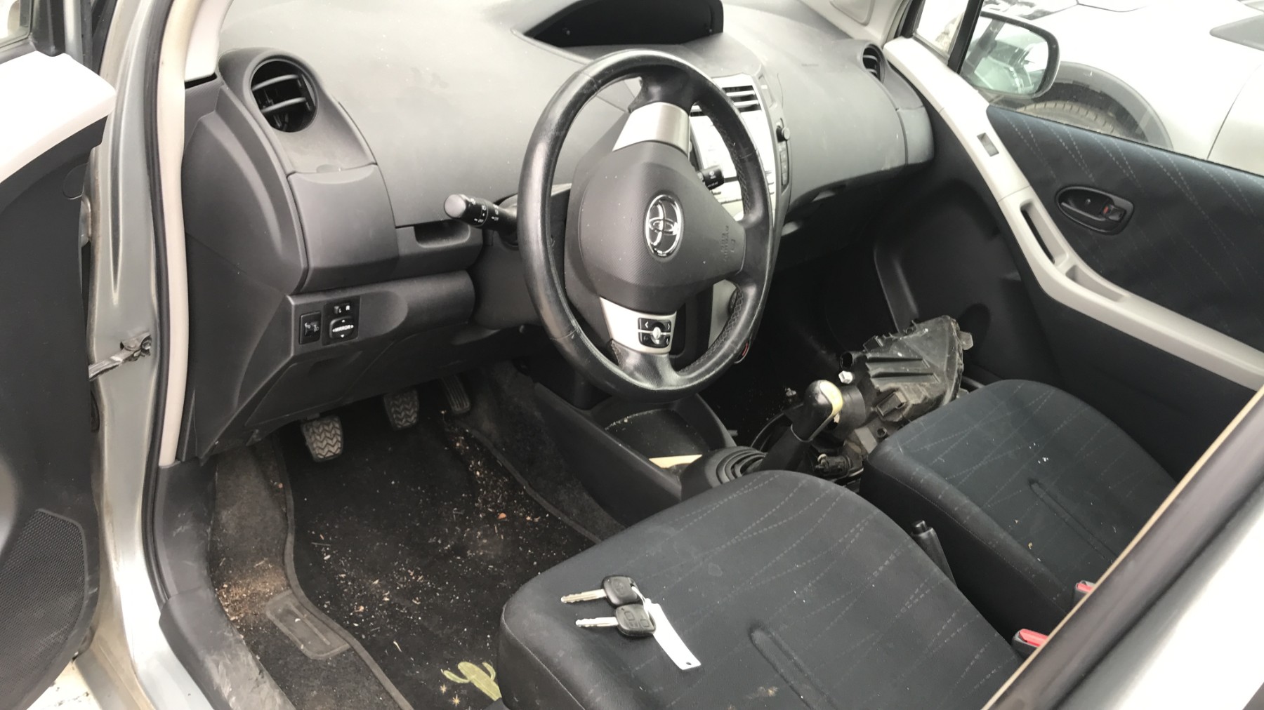 Image TOYOTA YARIS 2