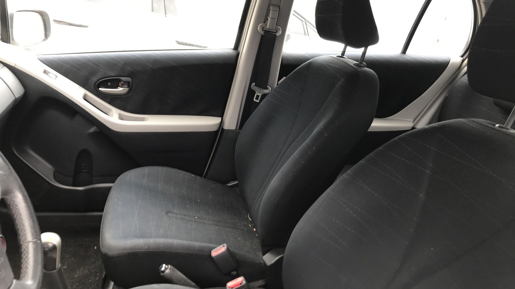Image TOYOTA YARIS 2