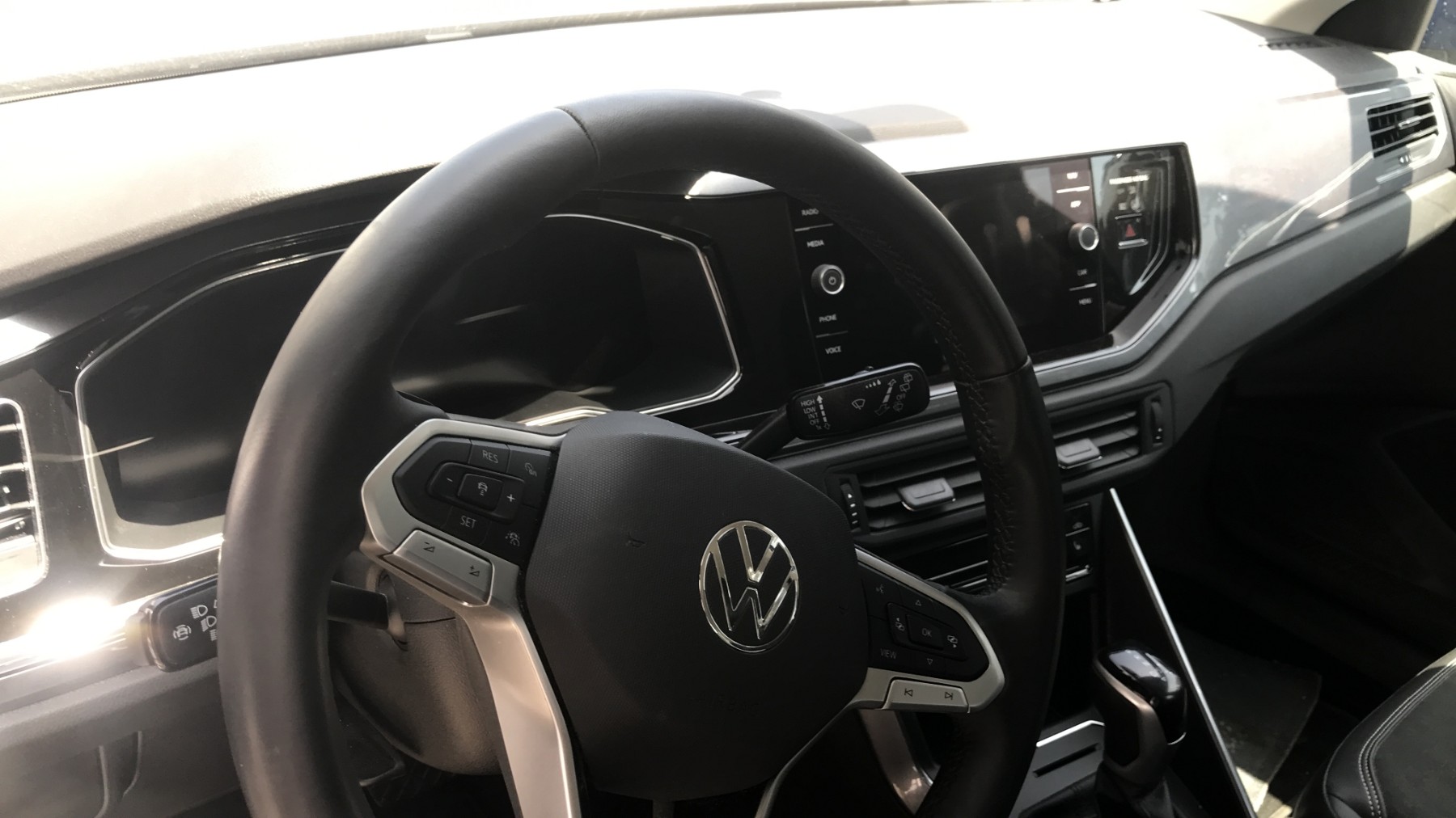 Image VOLKSWAGEN POLO