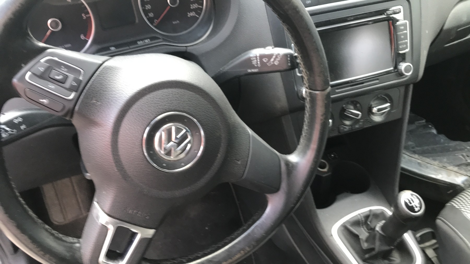 Image VOLKSWAGEN POLO 5