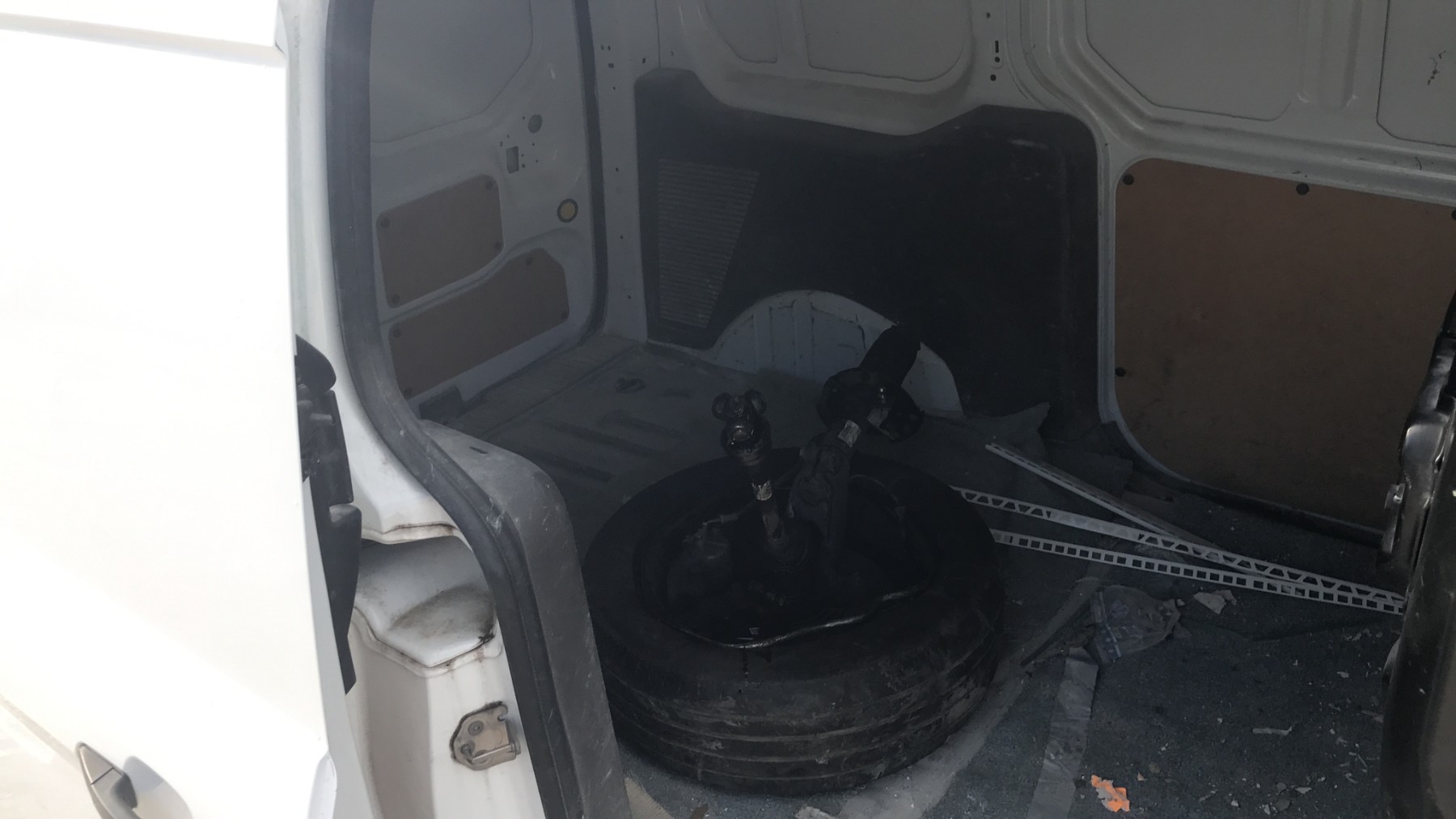 Image FORD TRANSIT CONNECT 2