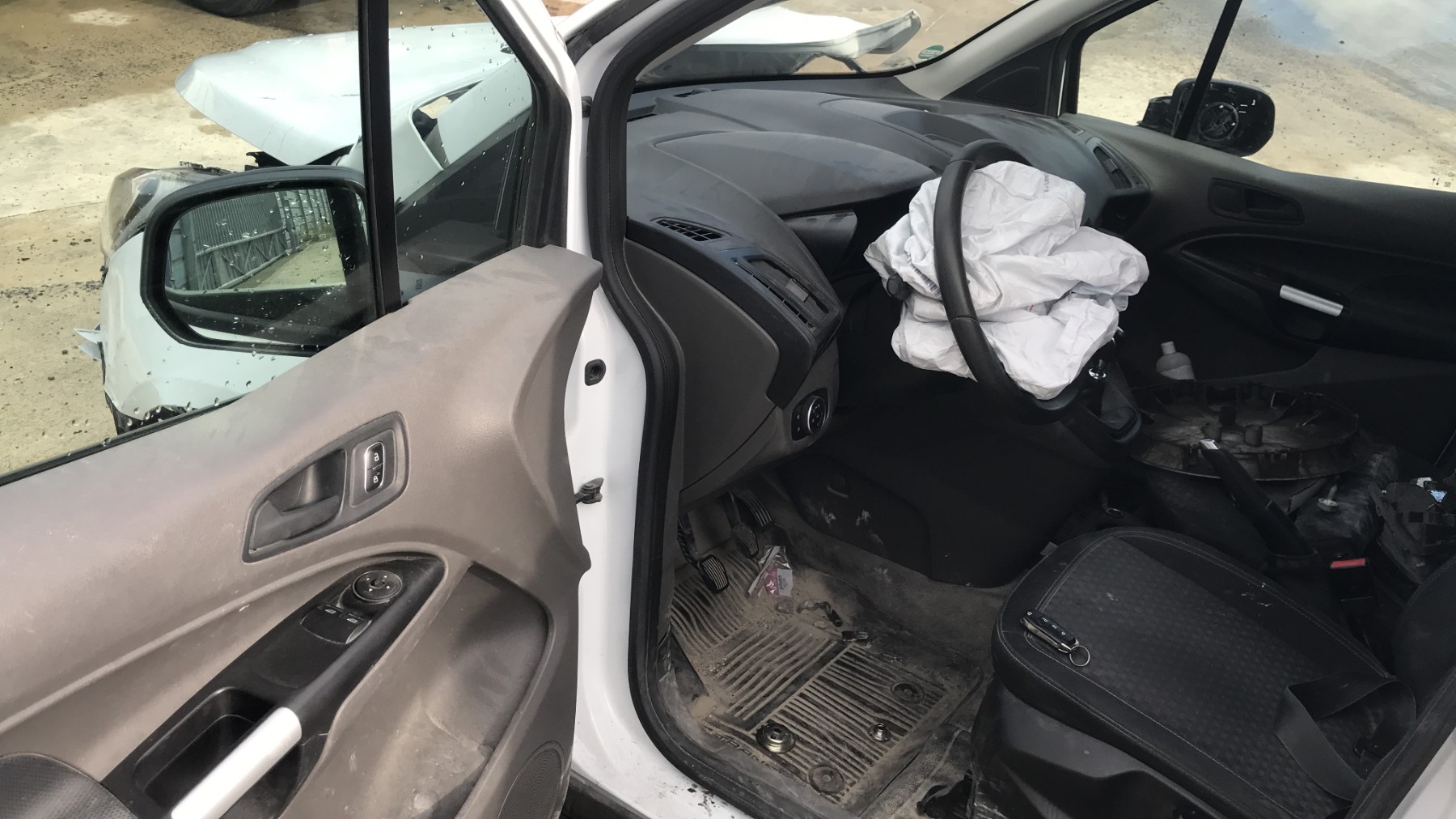 Image FORD TRANSIT CONNECT 2