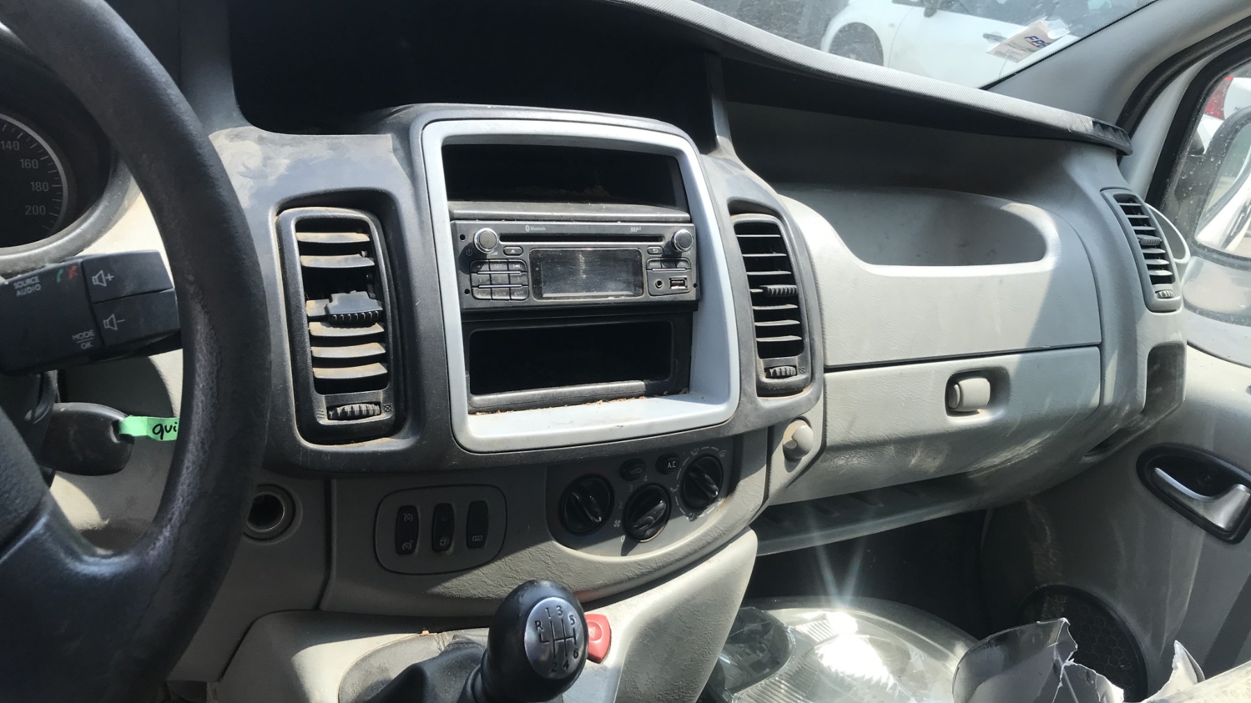 Image OPEL VIVARO 1