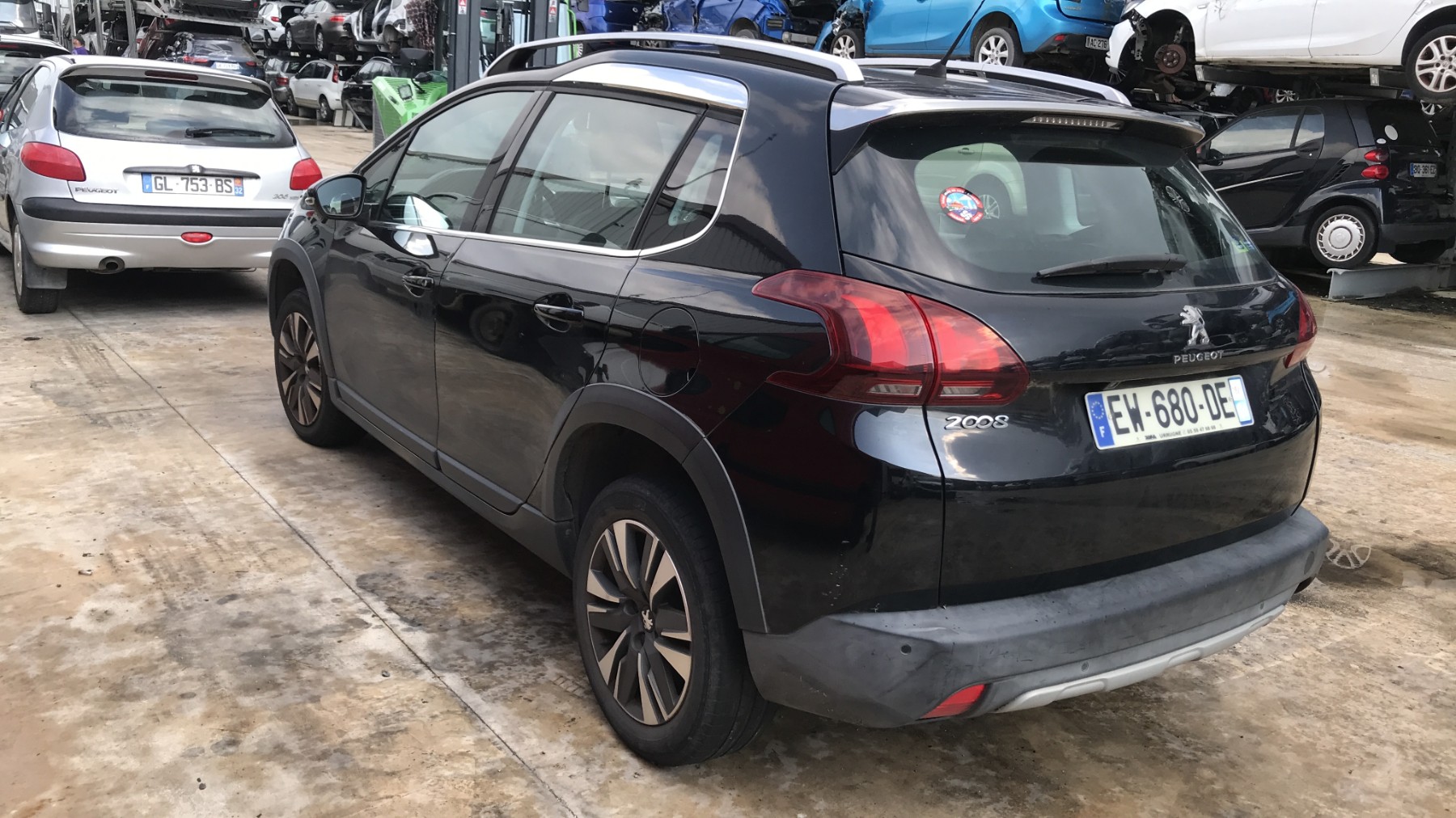 Image PEUGEOT 2008 1