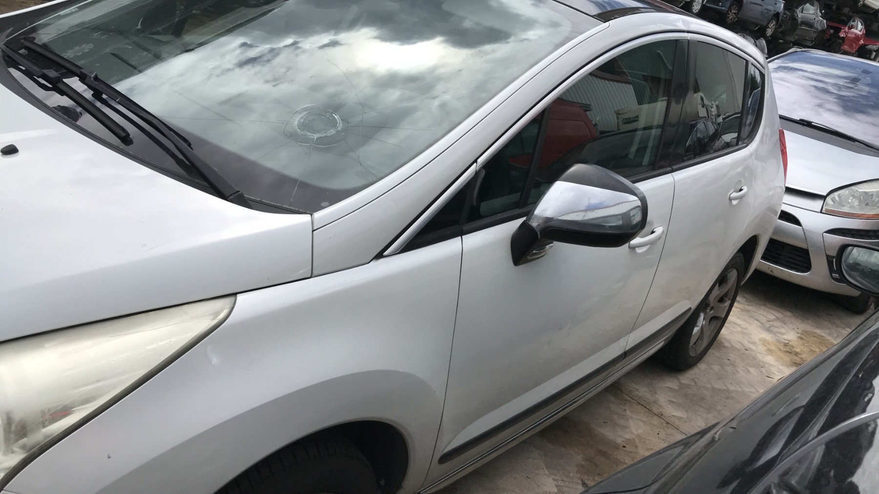 Image PEUGEOT 3008 1