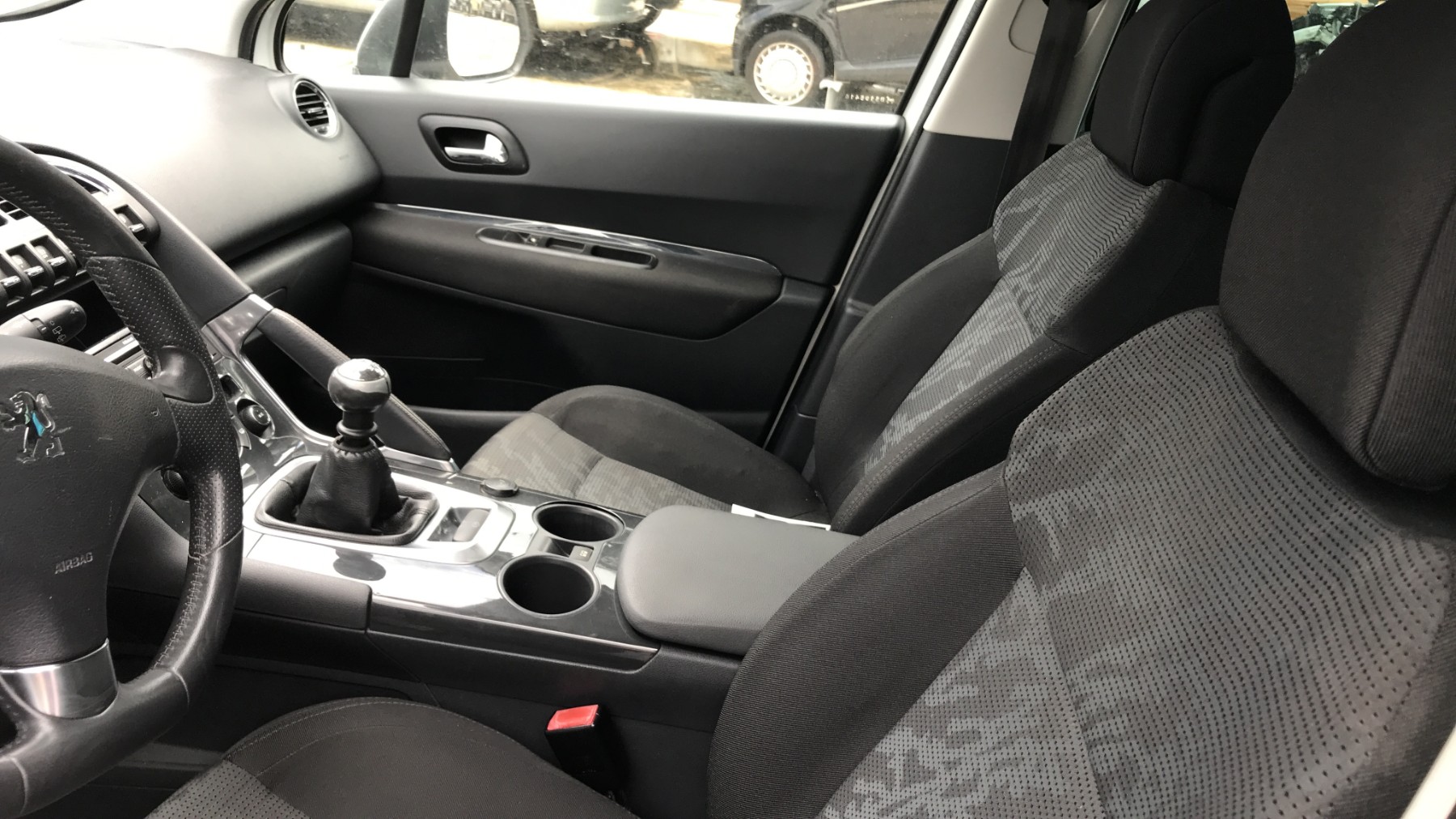 Image PEUGEOT 3008 1