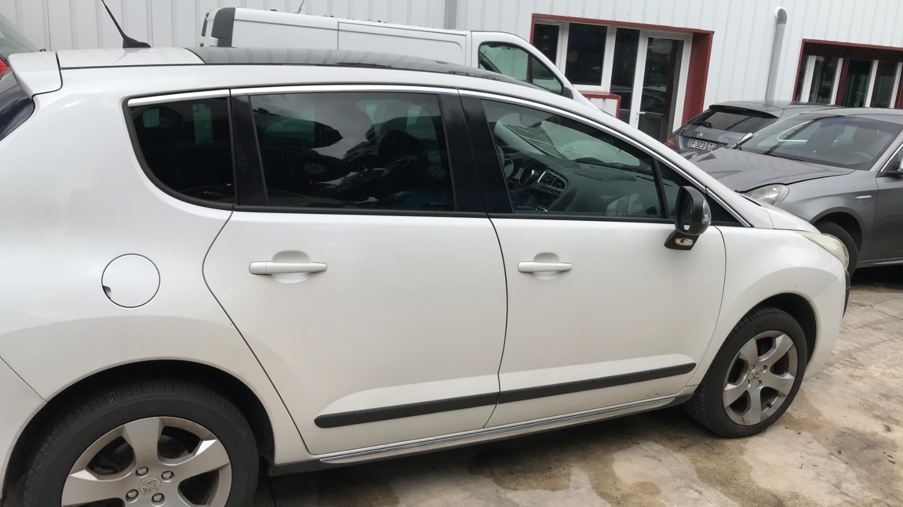 Image PEUGEOT 3008 1