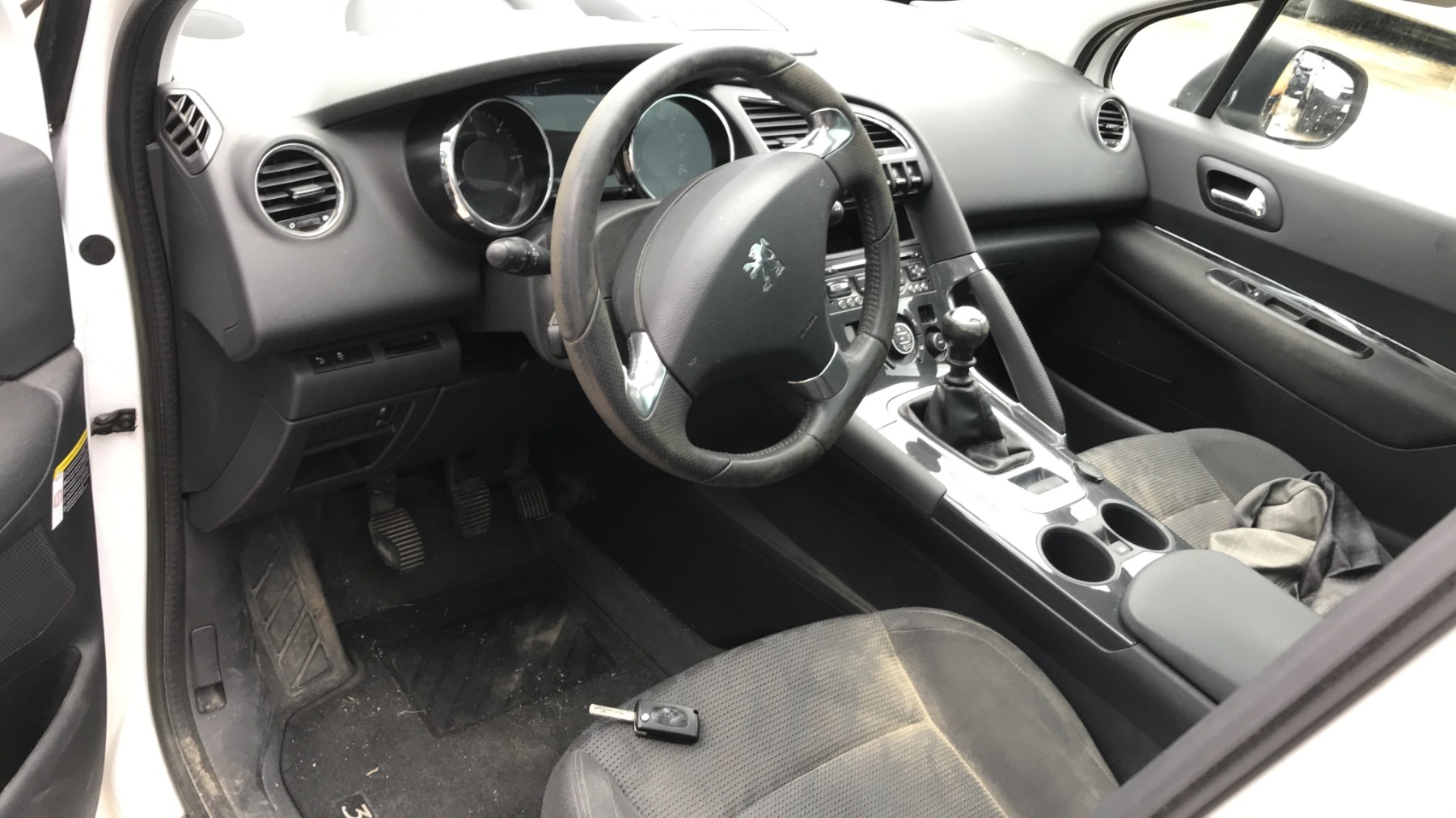 Image PEUGEOT 3008 1