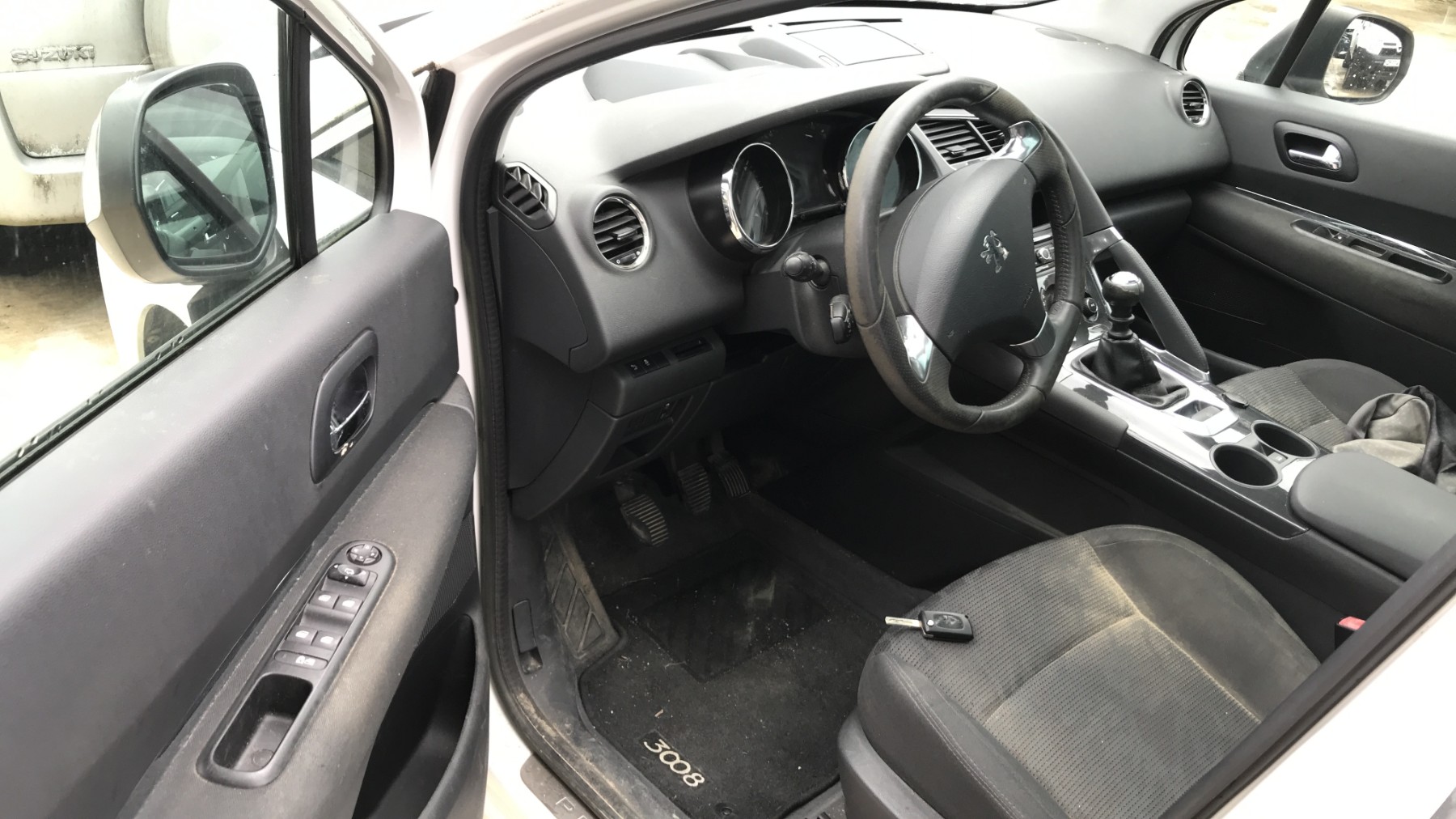Image PEUGEOT 3008 1