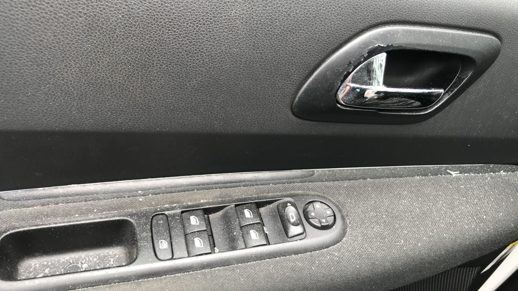 Image PEUGEOT 3008 1