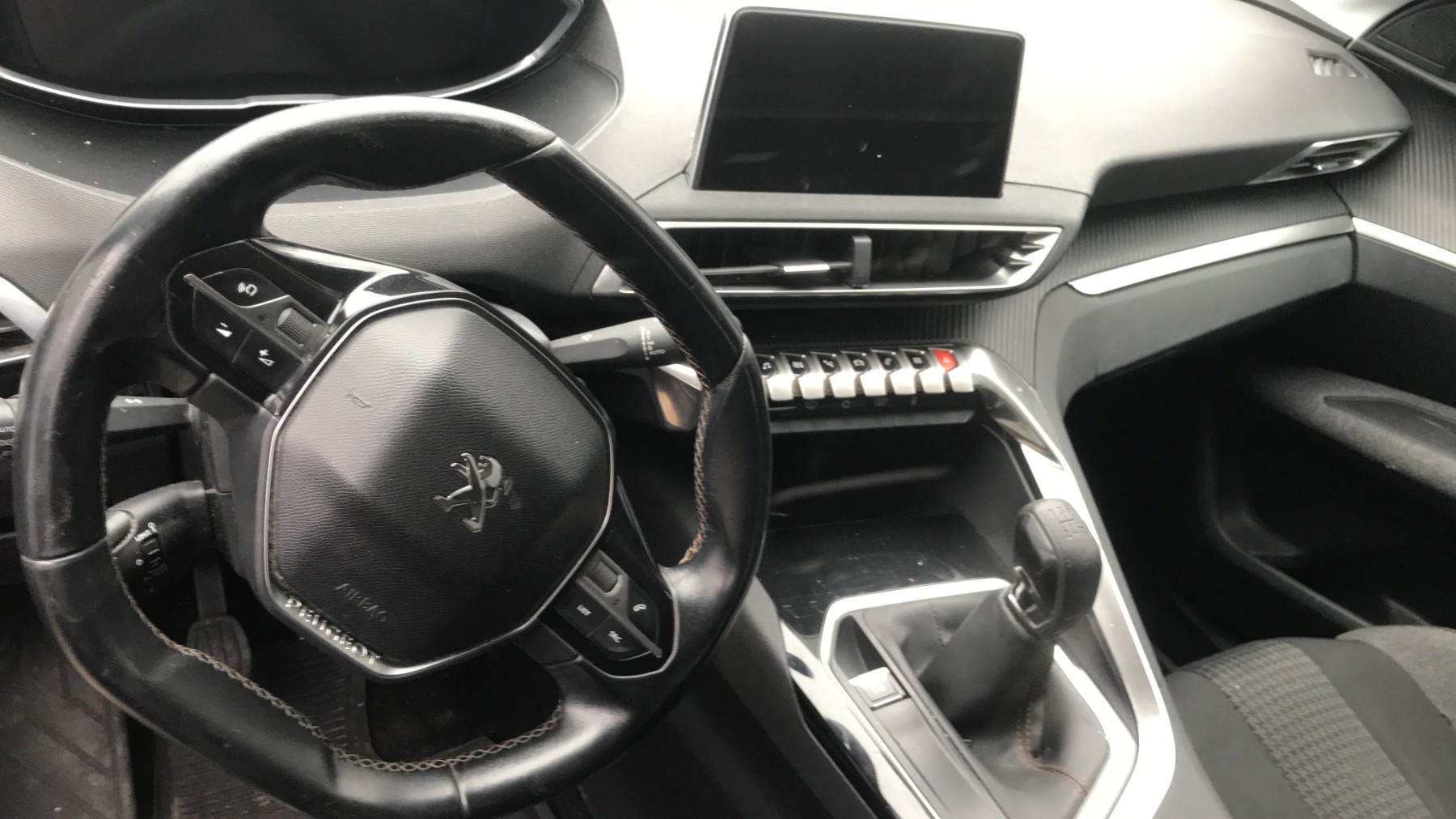 Image PEUGEOT 3008 2
