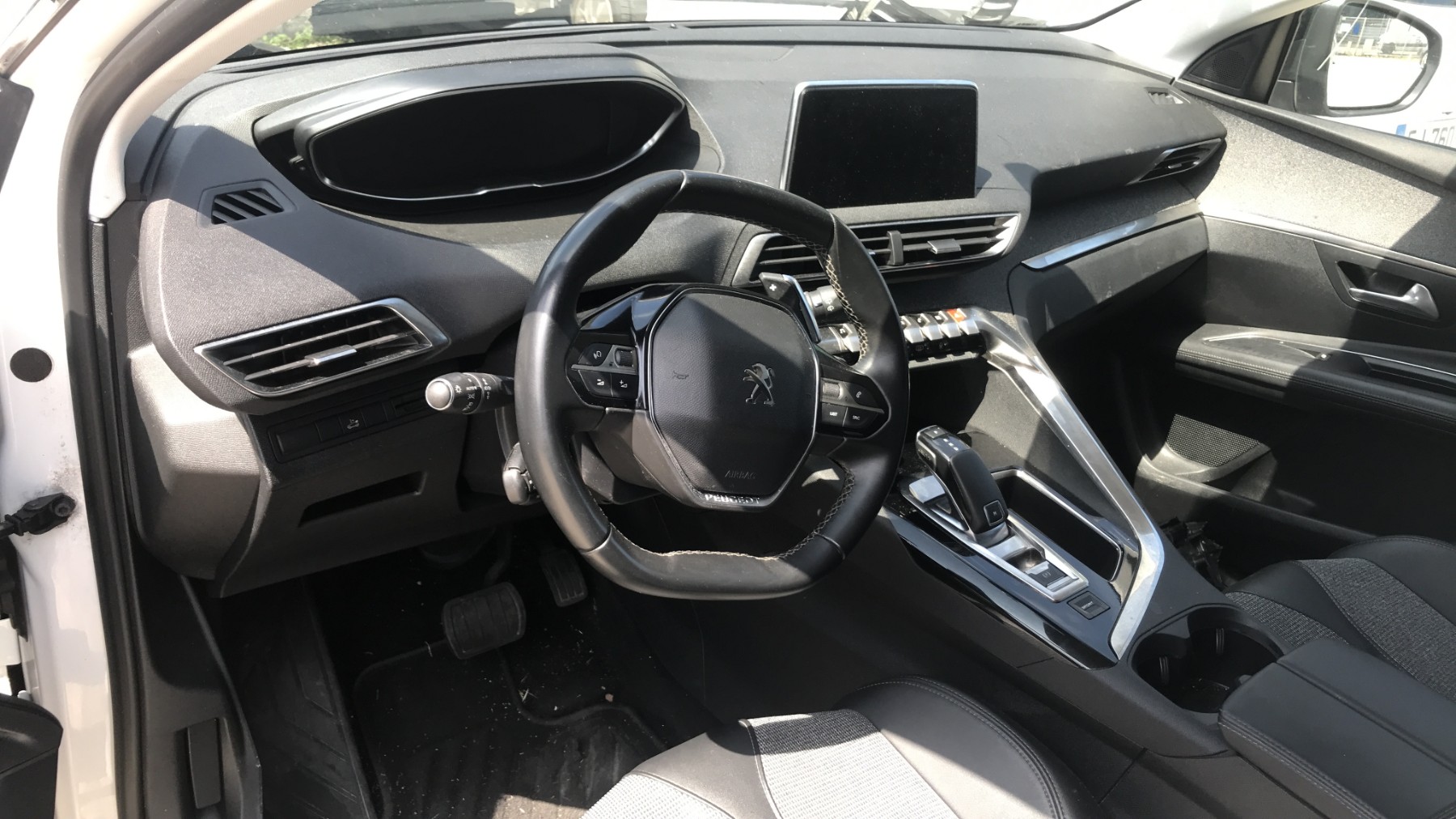 Image PEUGEOT 3008 2