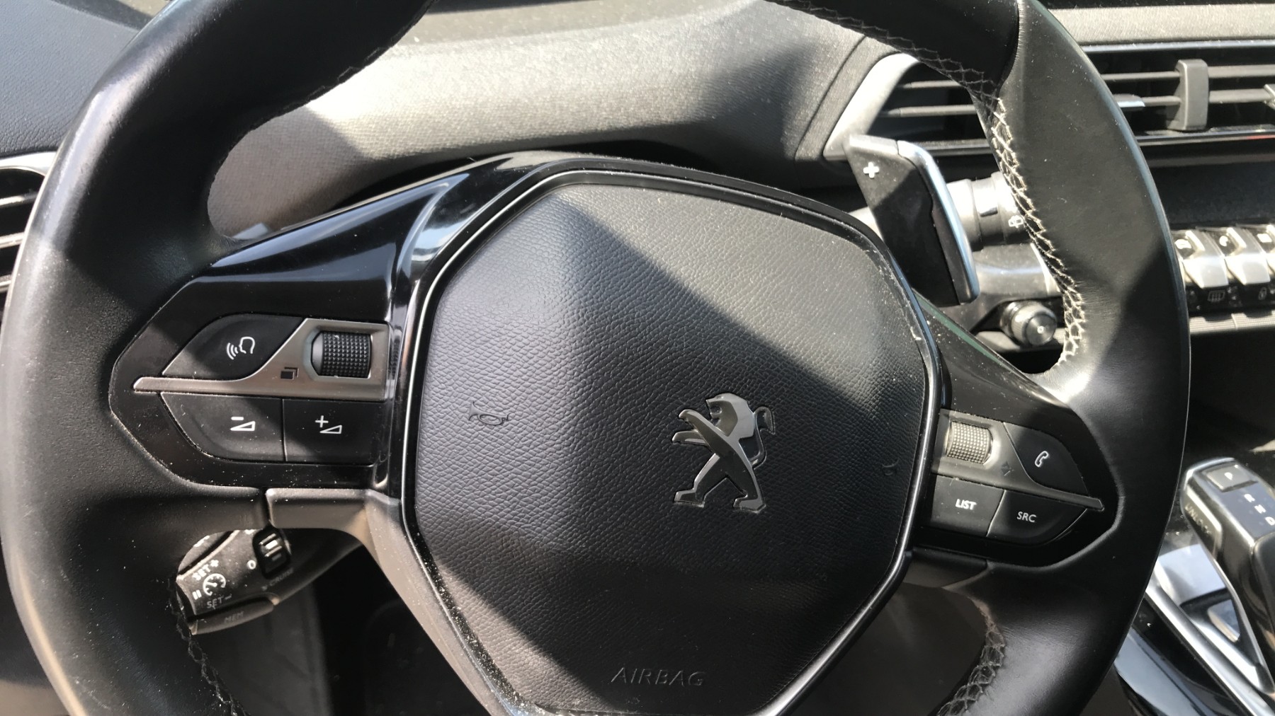 Image PEUGEOT 3008 2