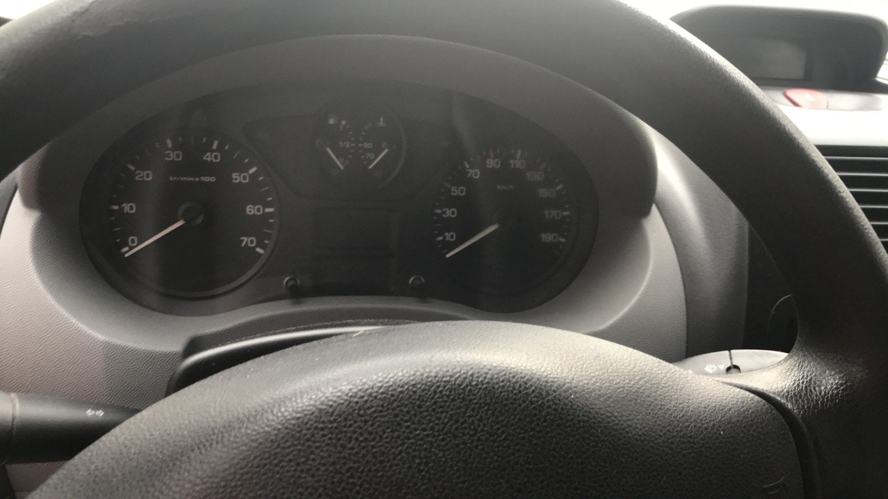 Image PEUGEOT EXPERT 3