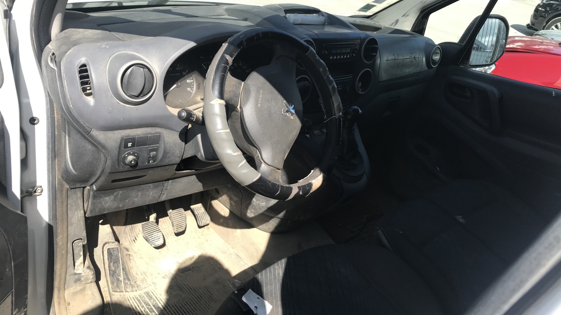 Image PEUGEOT PARTNER 2