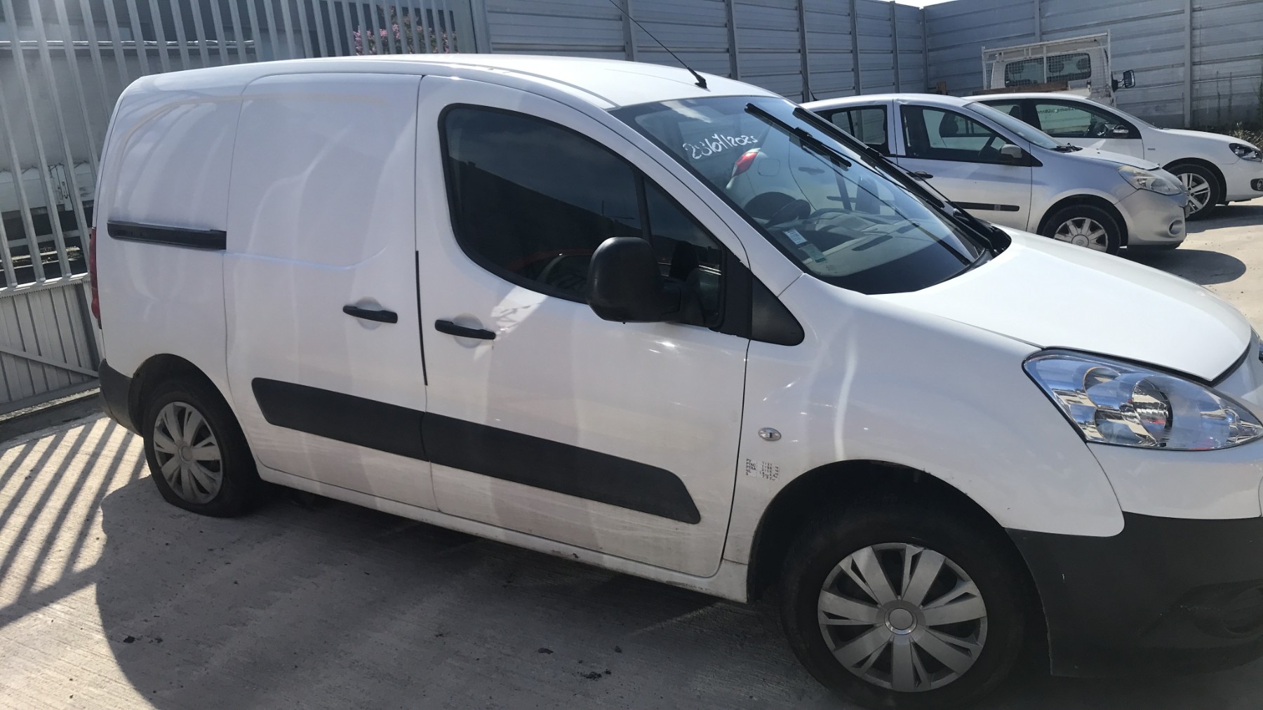 Image PEUGEOT PARTNER 2