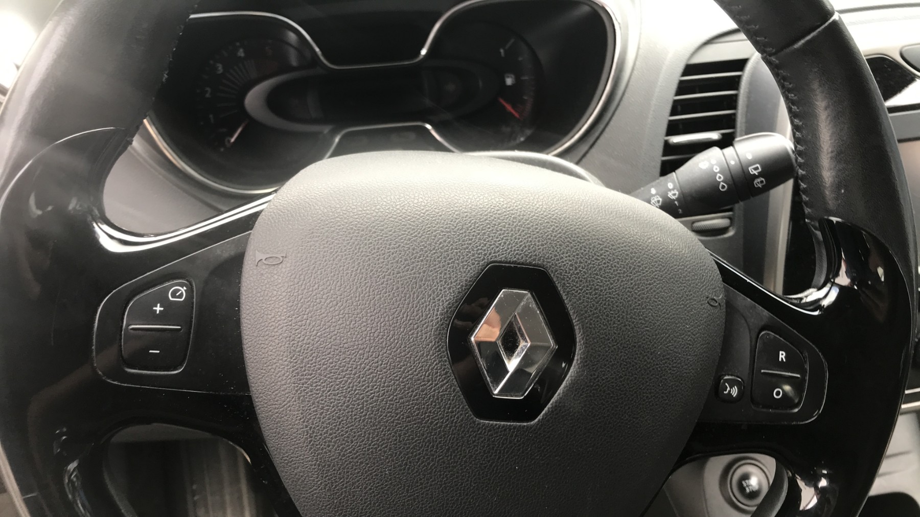 Image RENAULT CAPTUR 1