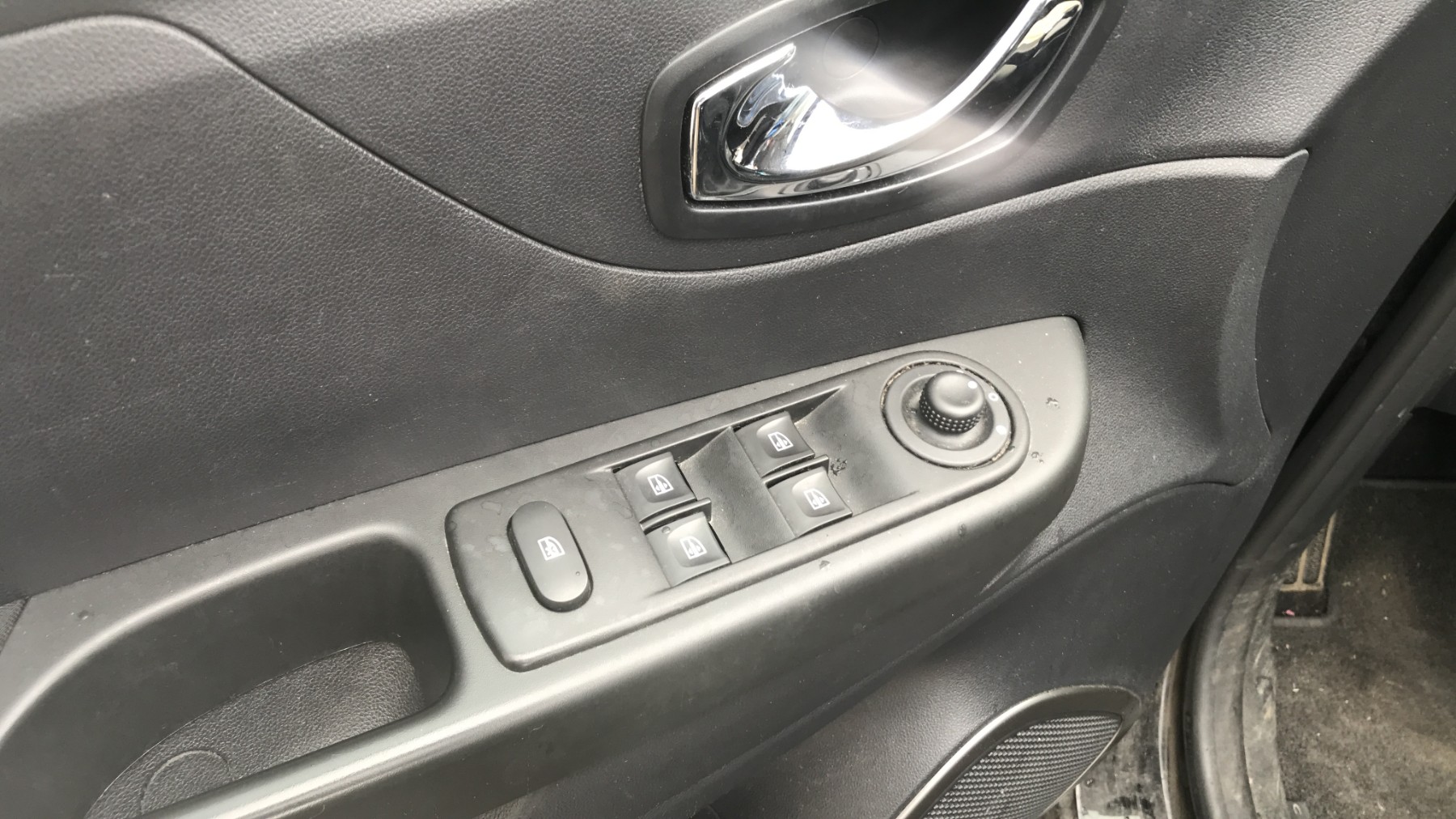 Image RENAULT CAPTUR 1