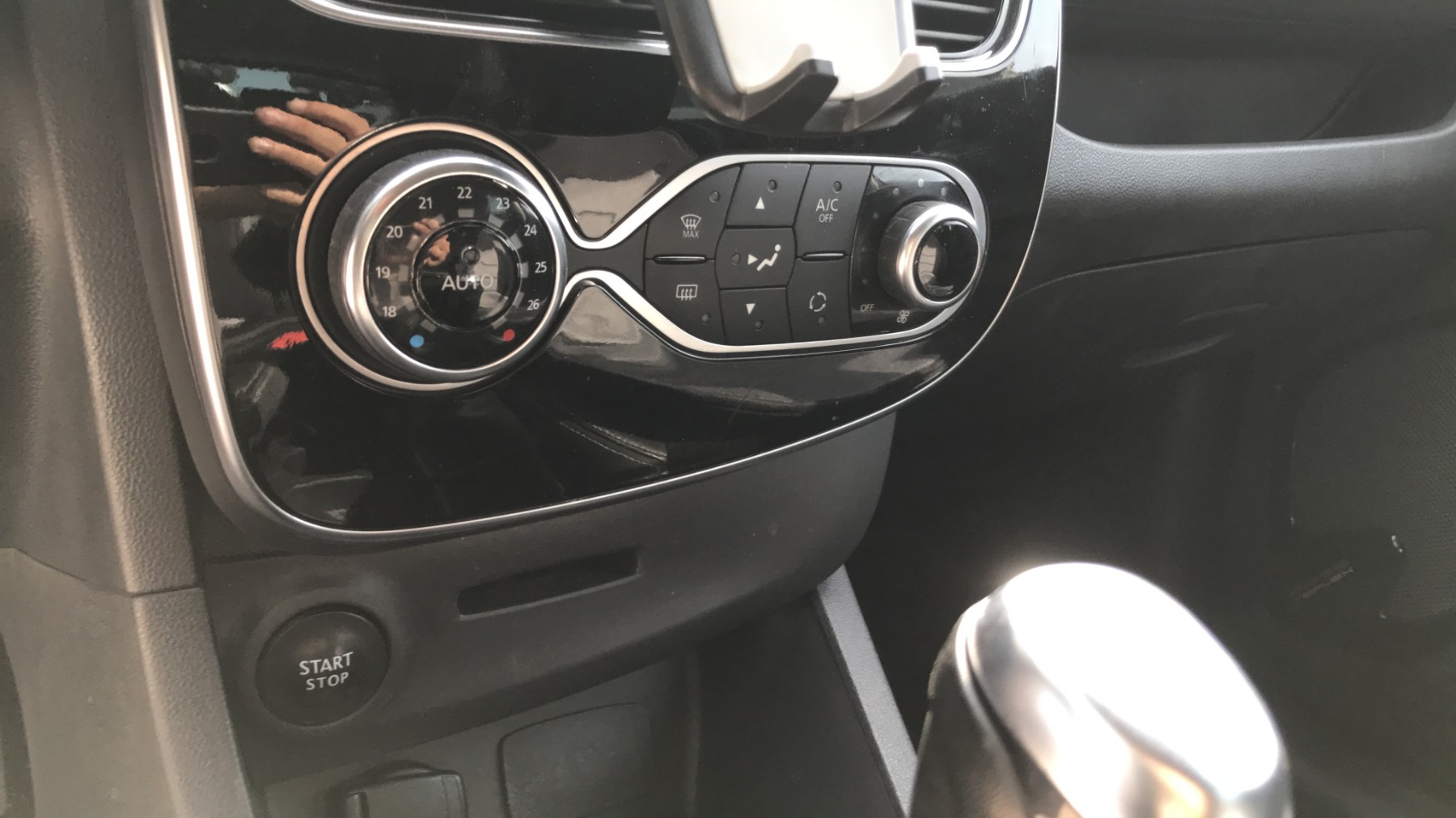 Image RENAULT CLIO 4