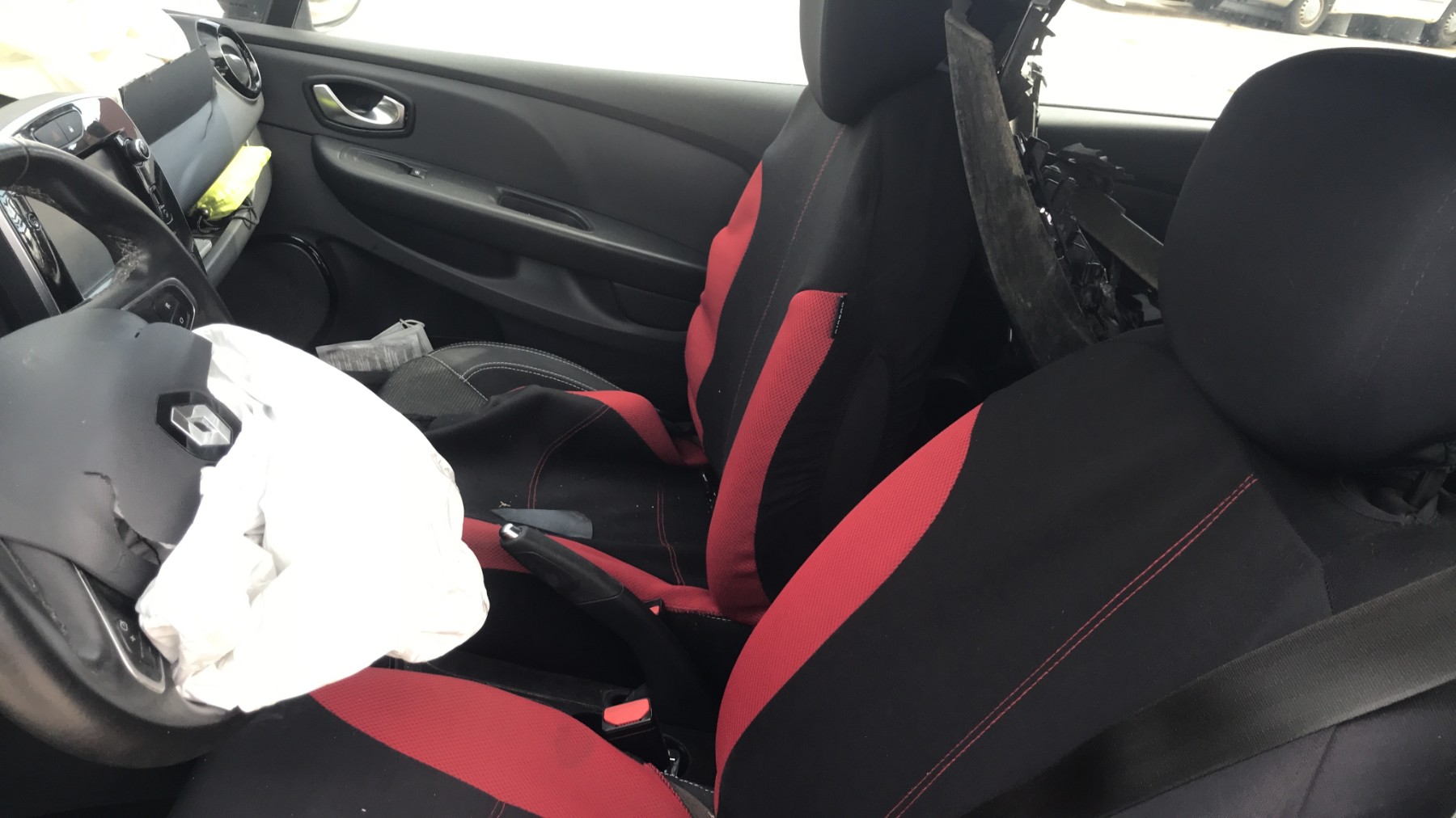 Image RENAULT CLIO 4