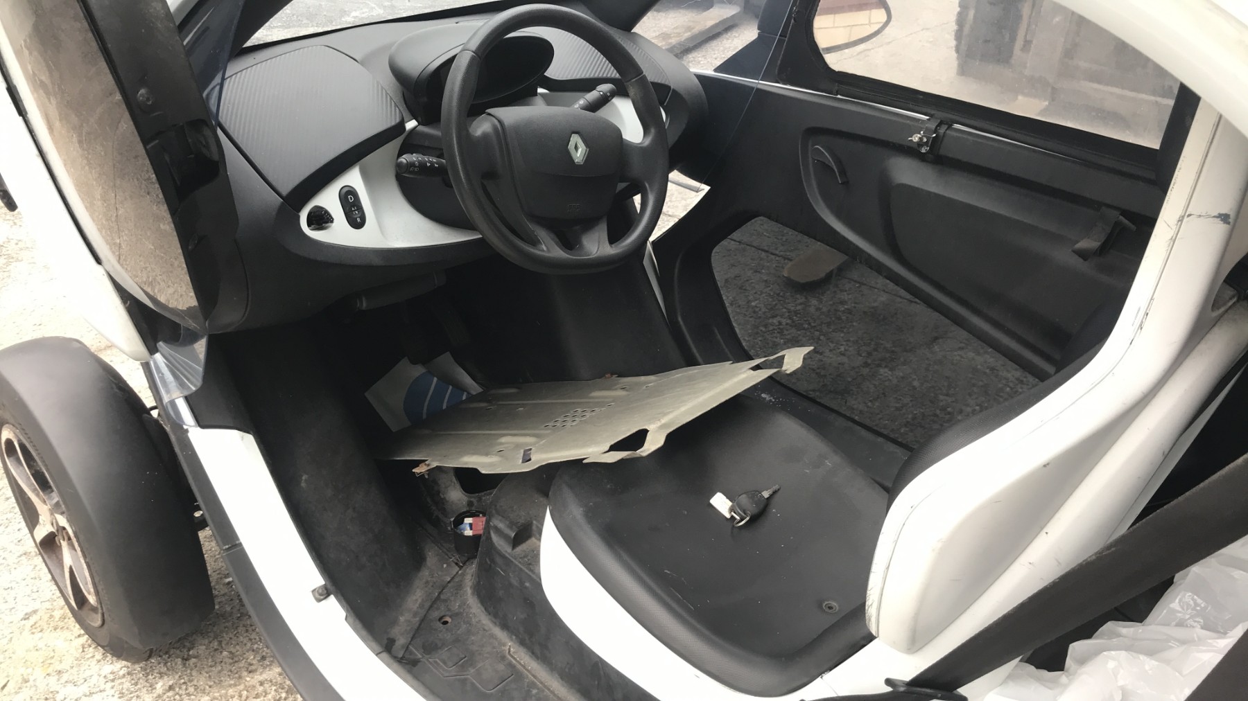 Image RENAULT TWIZY 80