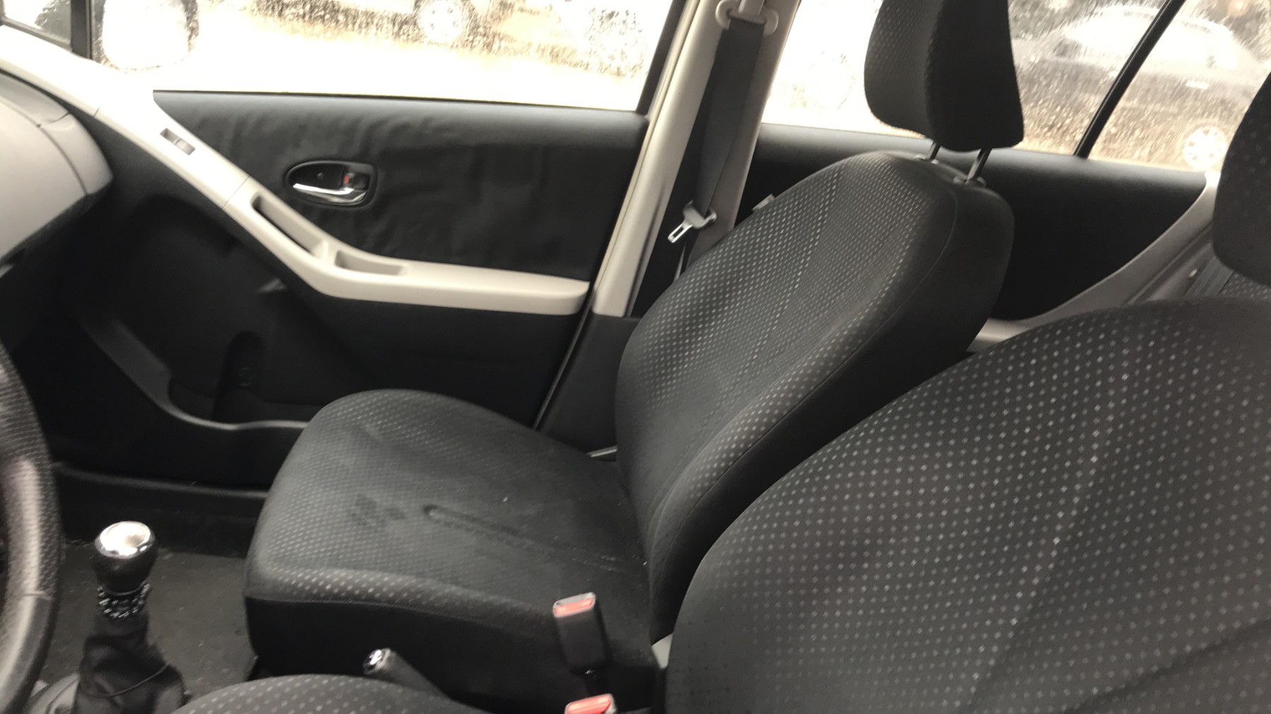 Image TOYOTA YARIS 2