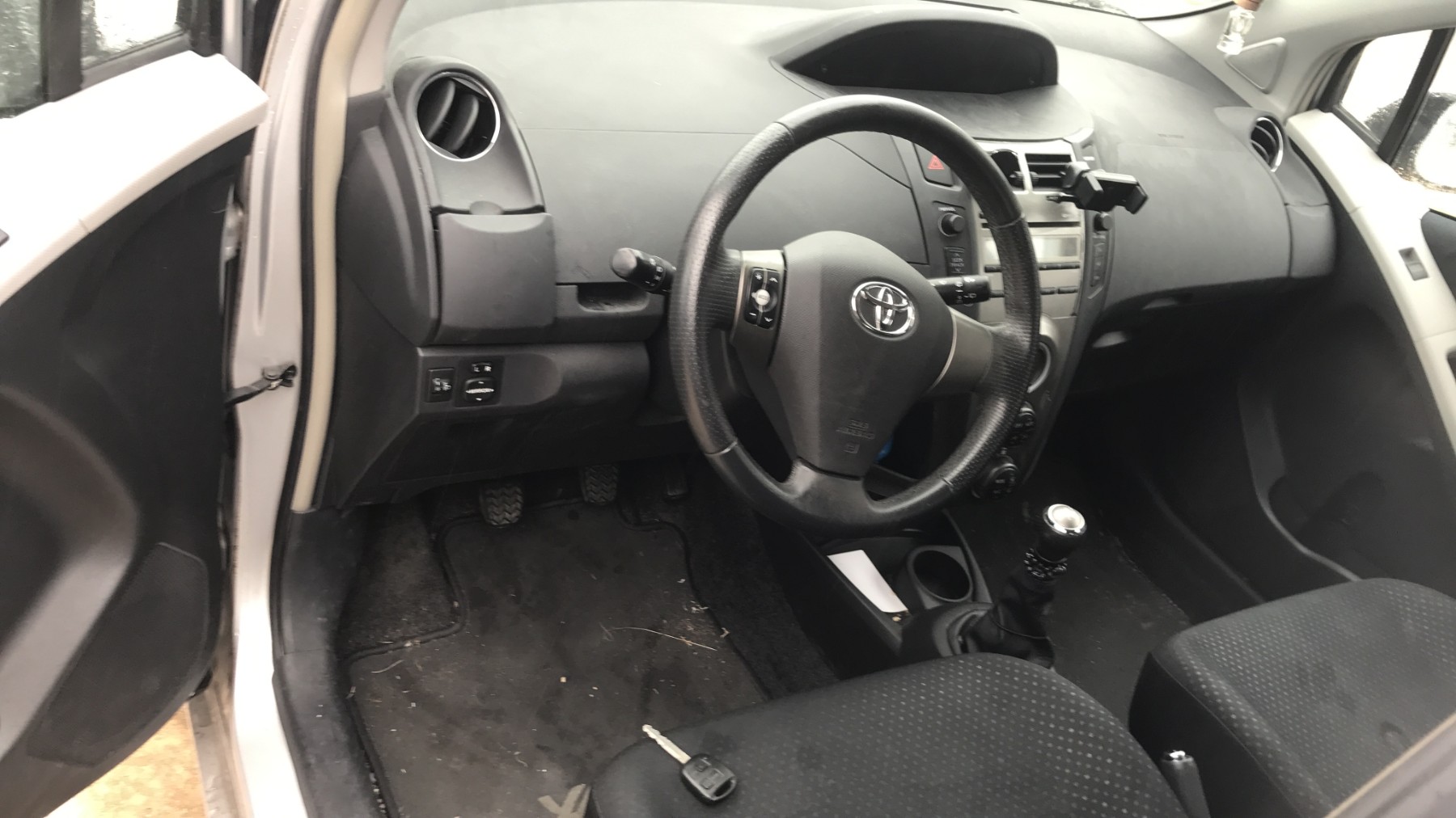 Image TOYOTA YARIS 2