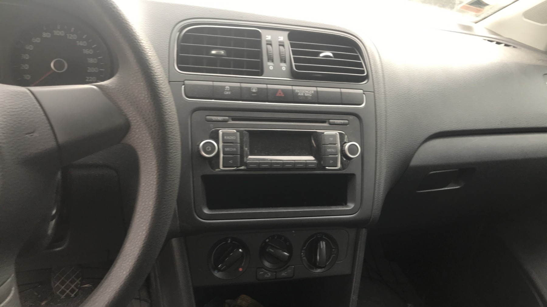 Image VOLKSWAGEN POLO 5