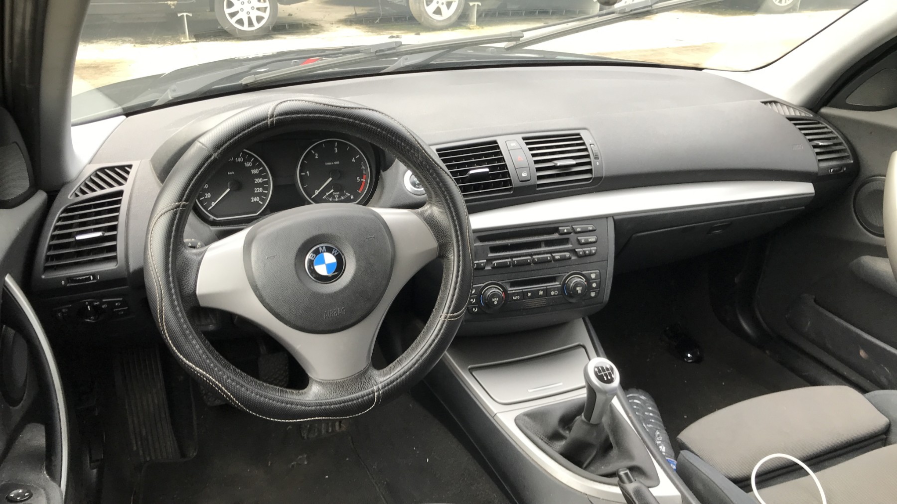 Image BMW SERIE 1 E87