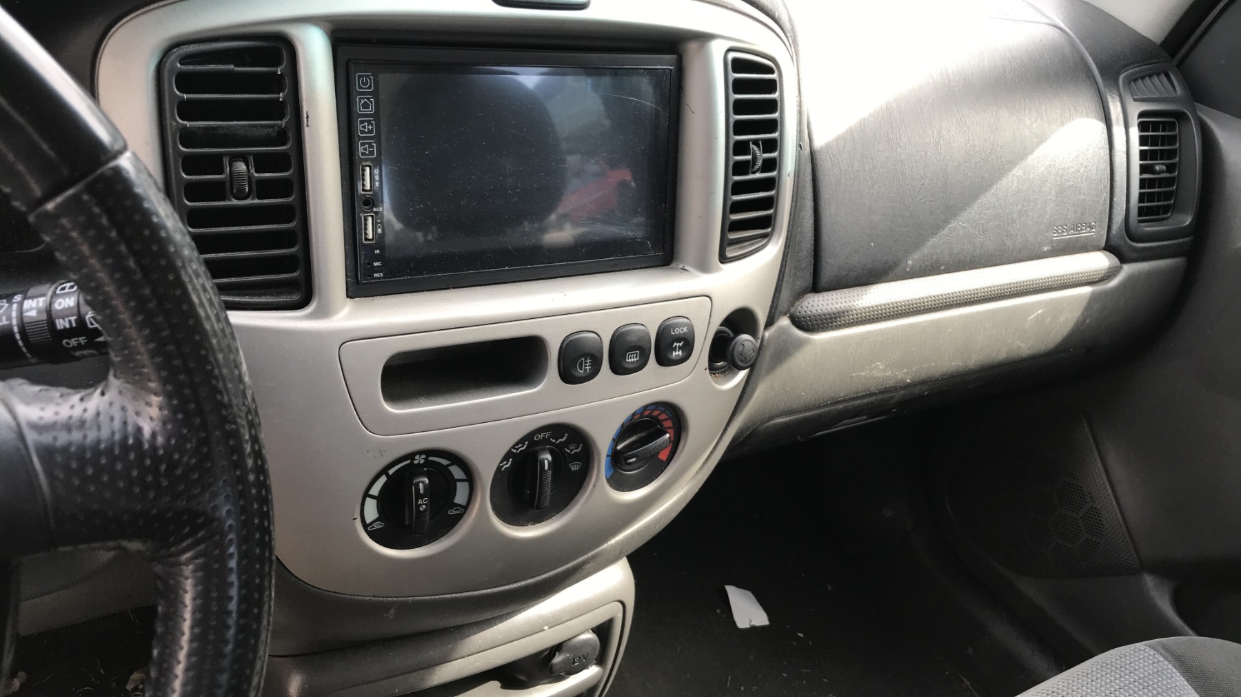 Image MAZDA TRIBUTE