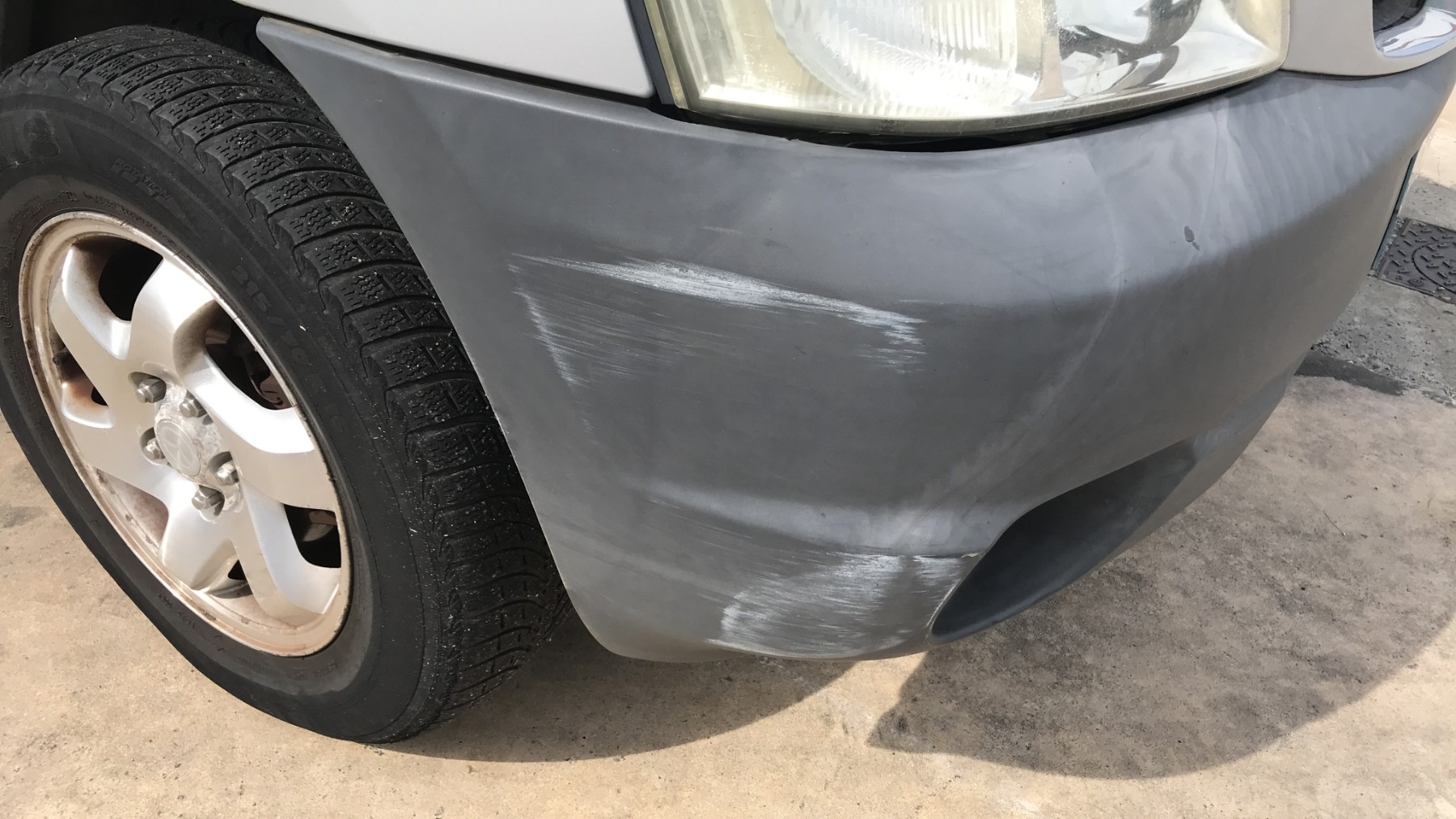 Image MAZDA TRIBUTE