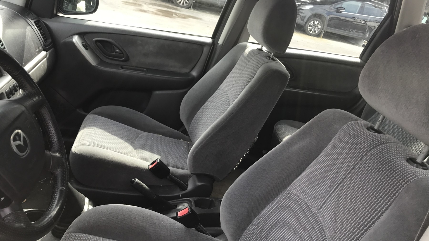 Image MAZDA TRIBUTE