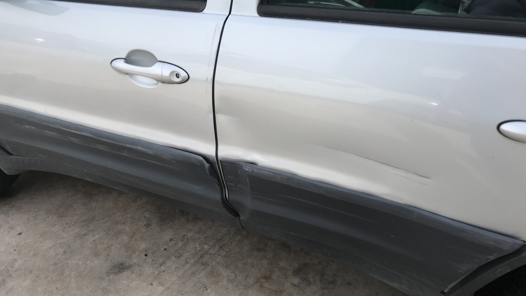 Image MAZDA TRIBUTE