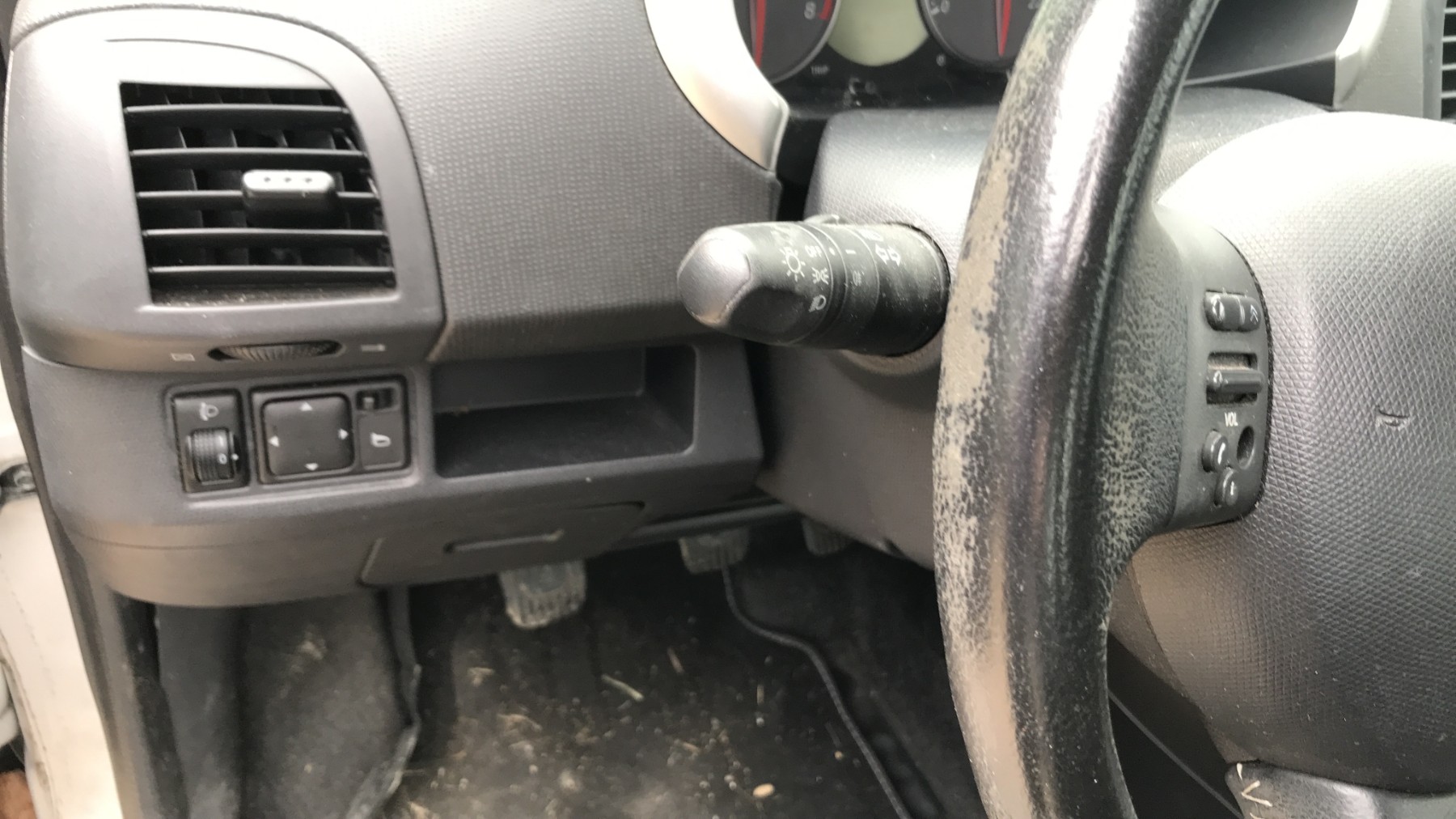 Image NISSAN MICRA 3
