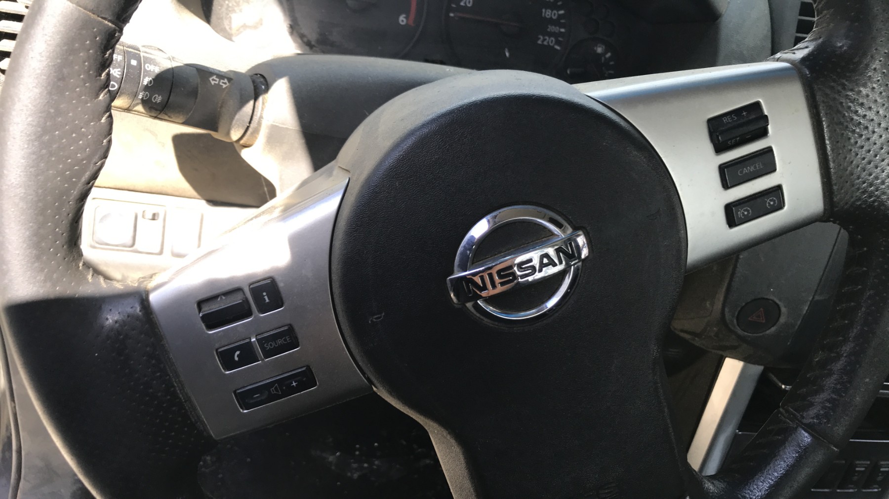 Image NISSAN NAVARA 1