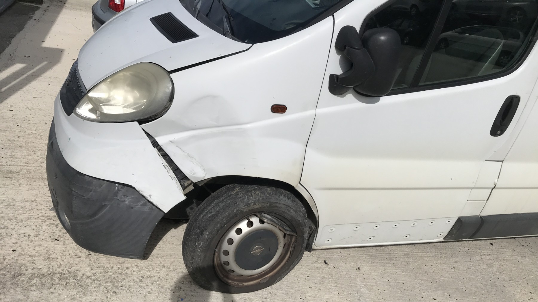 Image OPEL VIVARO 1