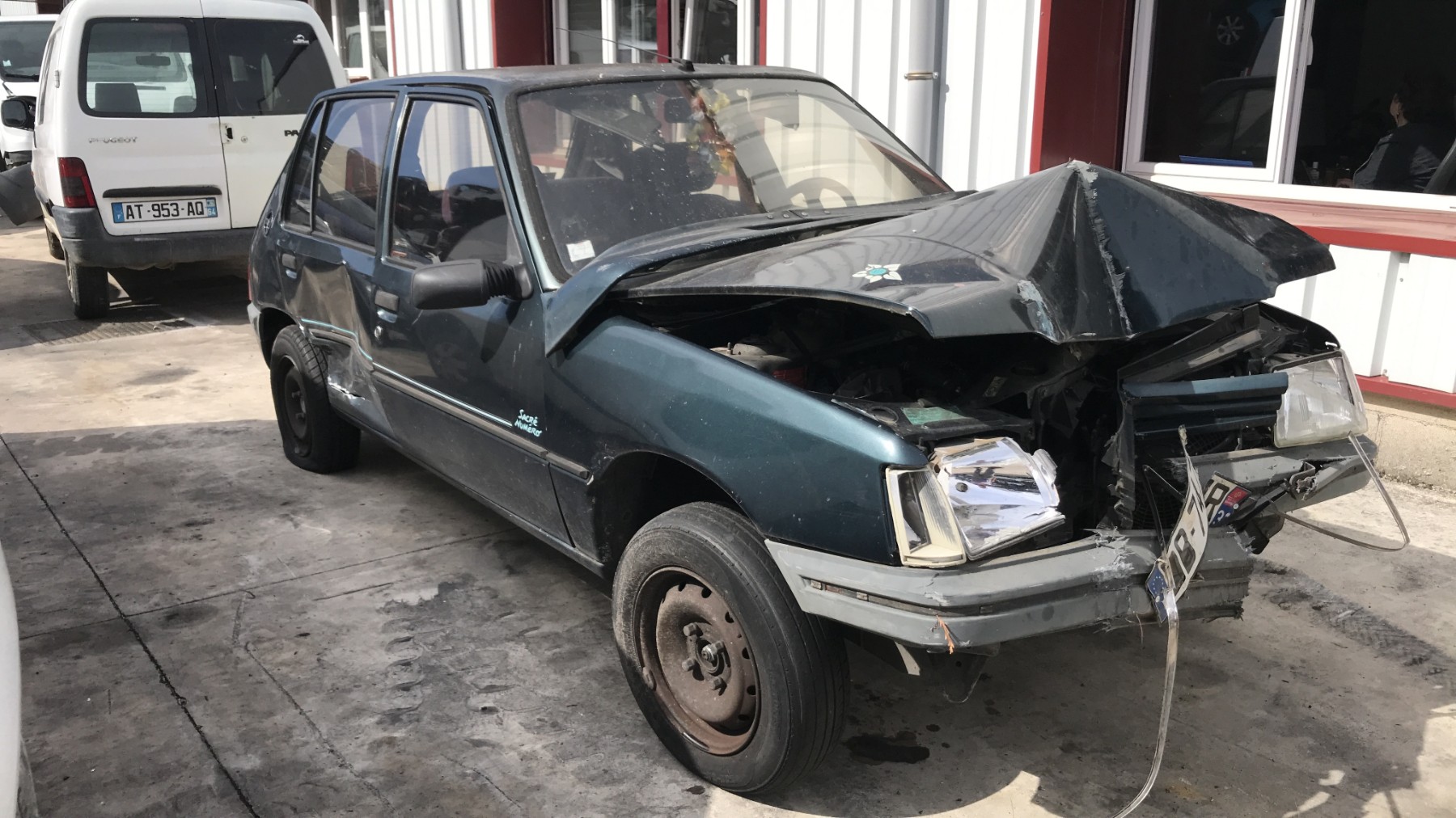 Image PEUGEOT 205