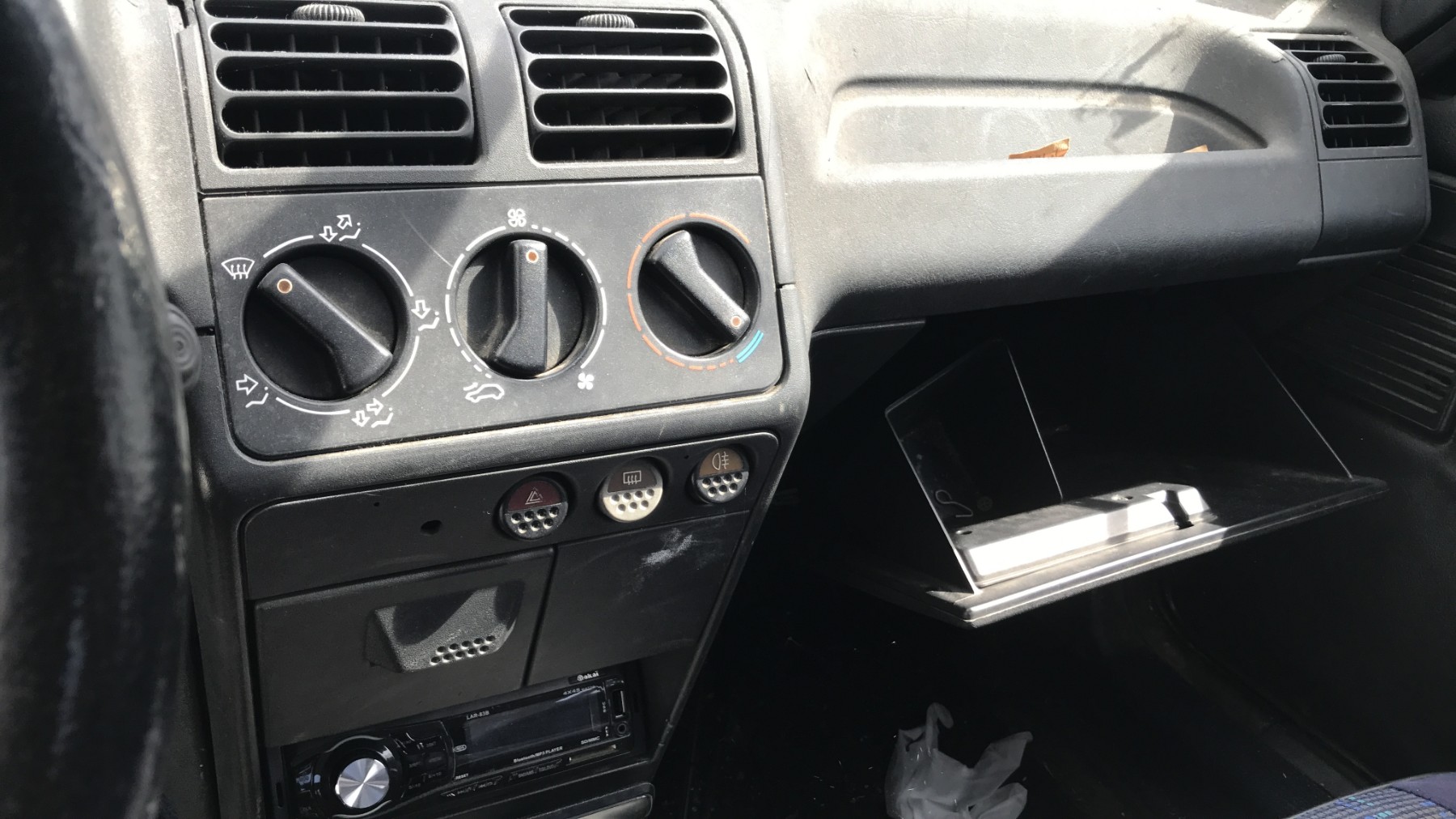 Image PEUGEOT 205