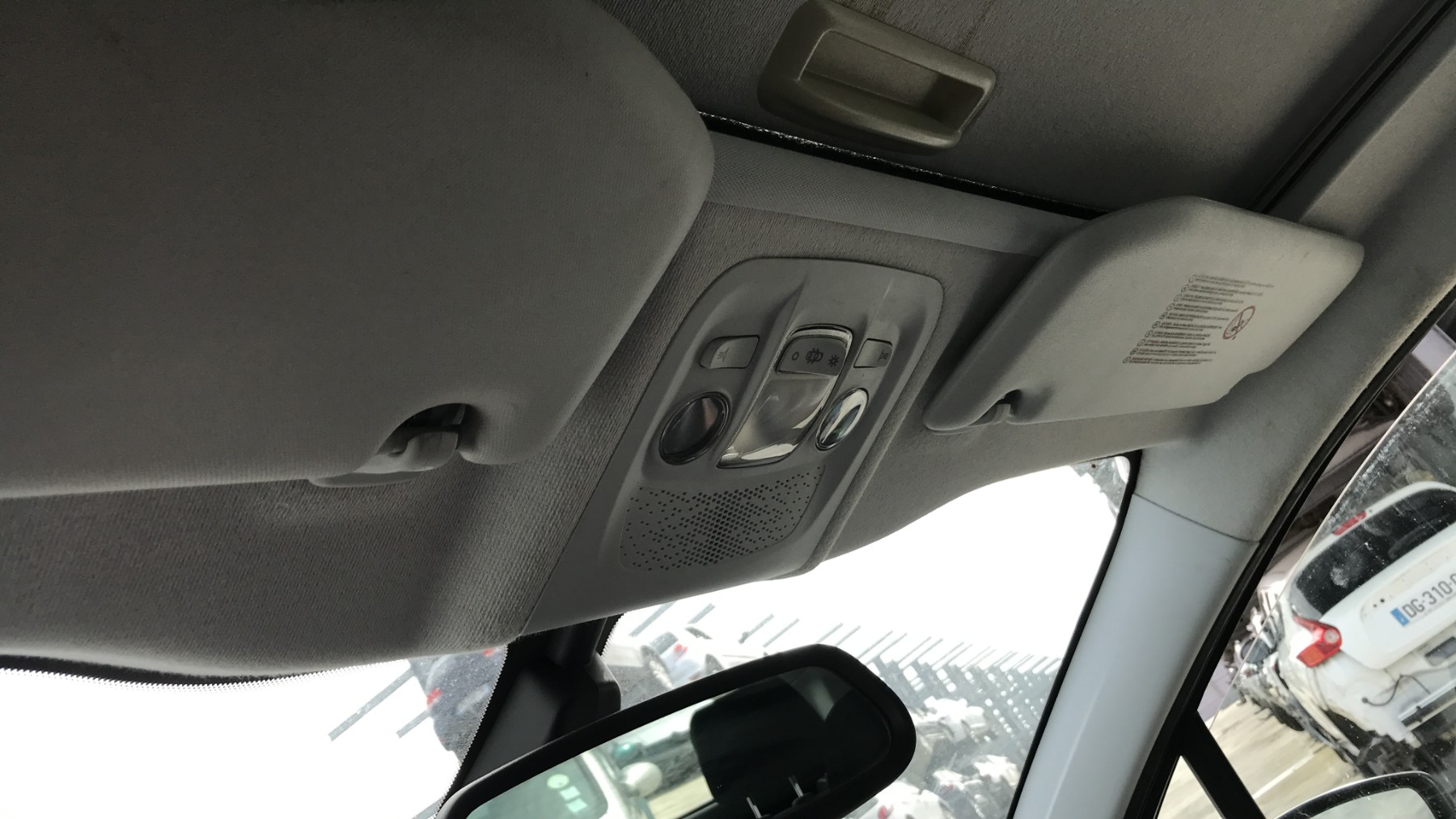 Image PEUGEOT 208 1