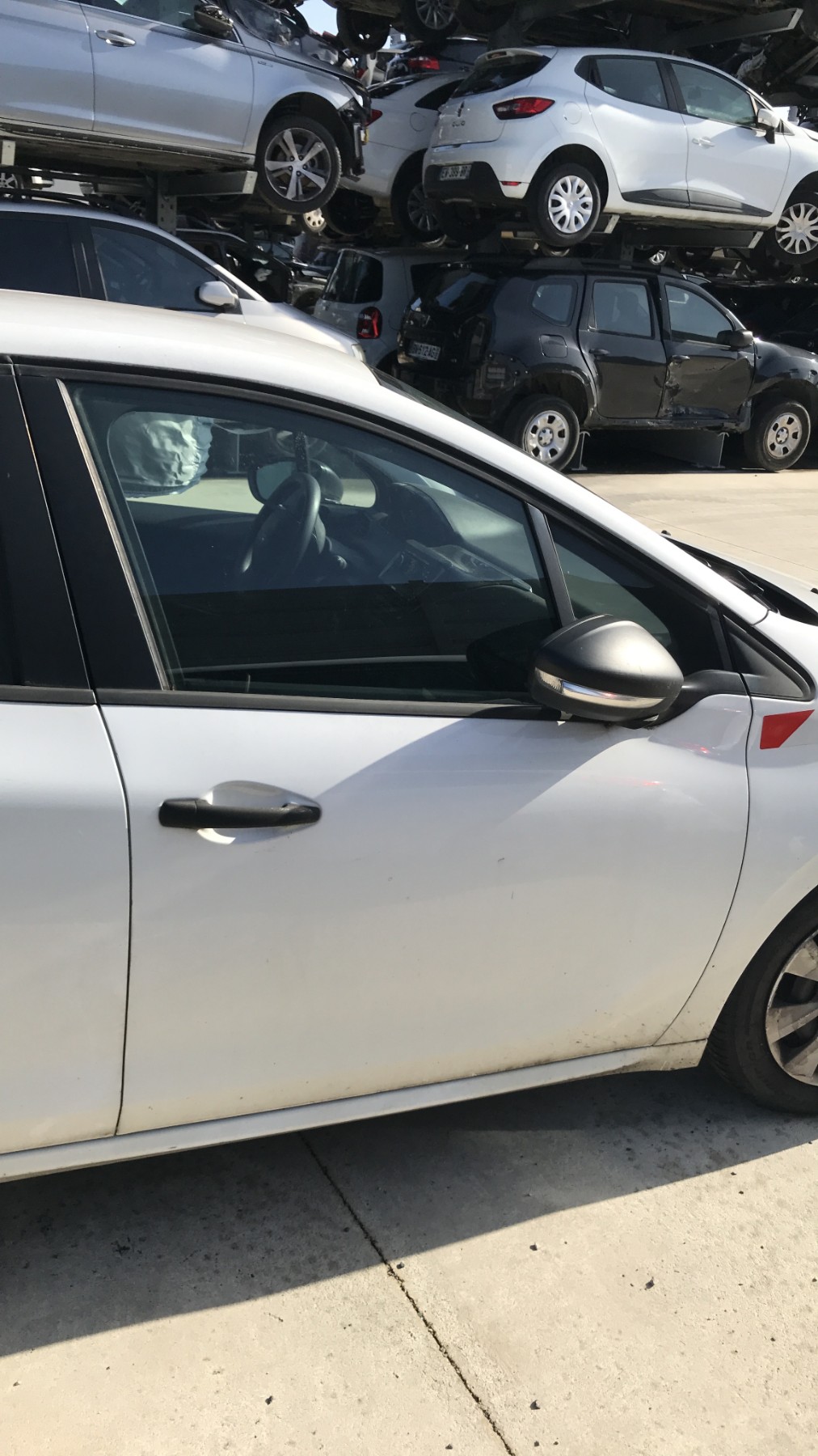 Image PEUGEOT 208 1