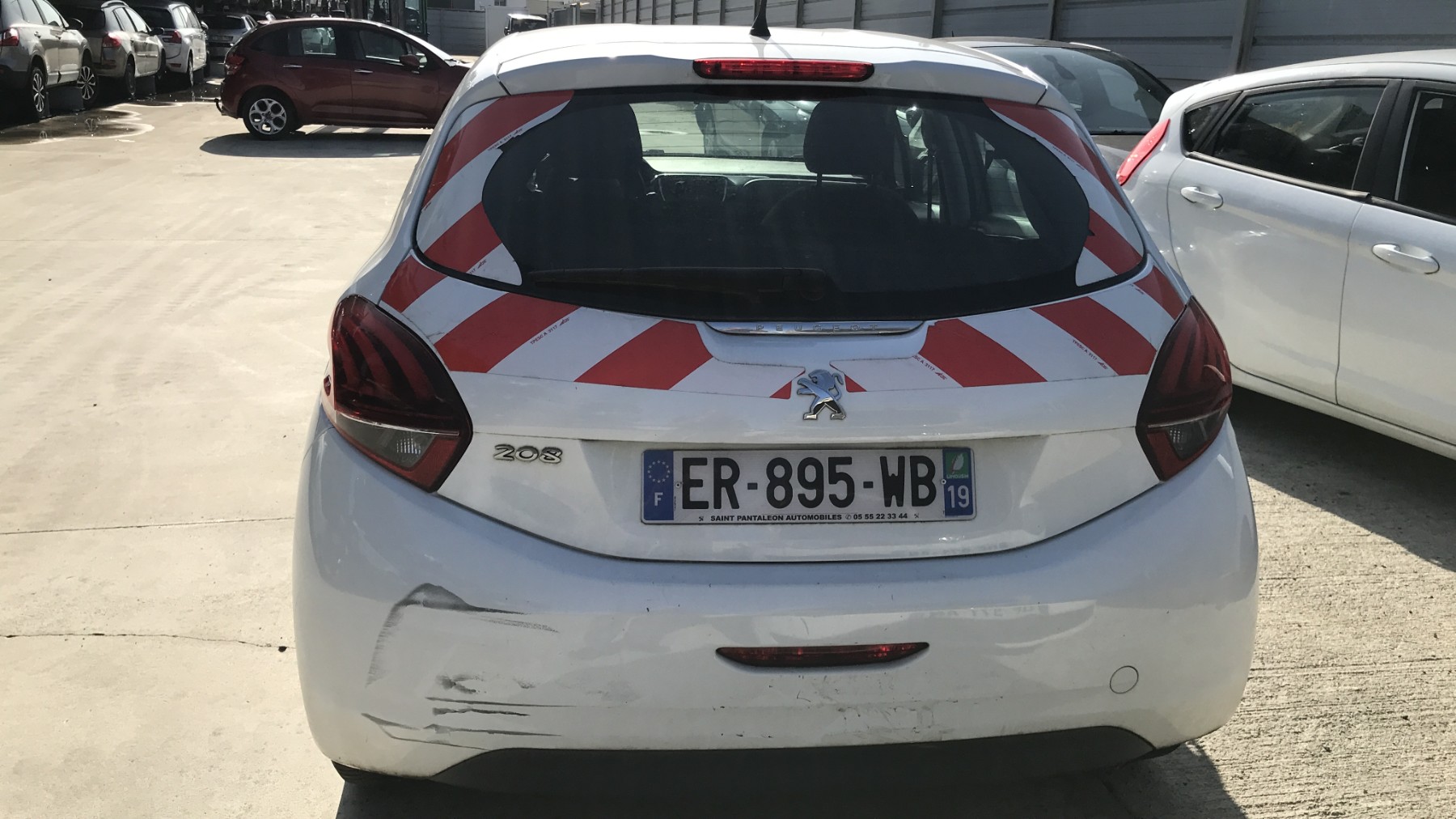 Image PEUGEOT 208 1