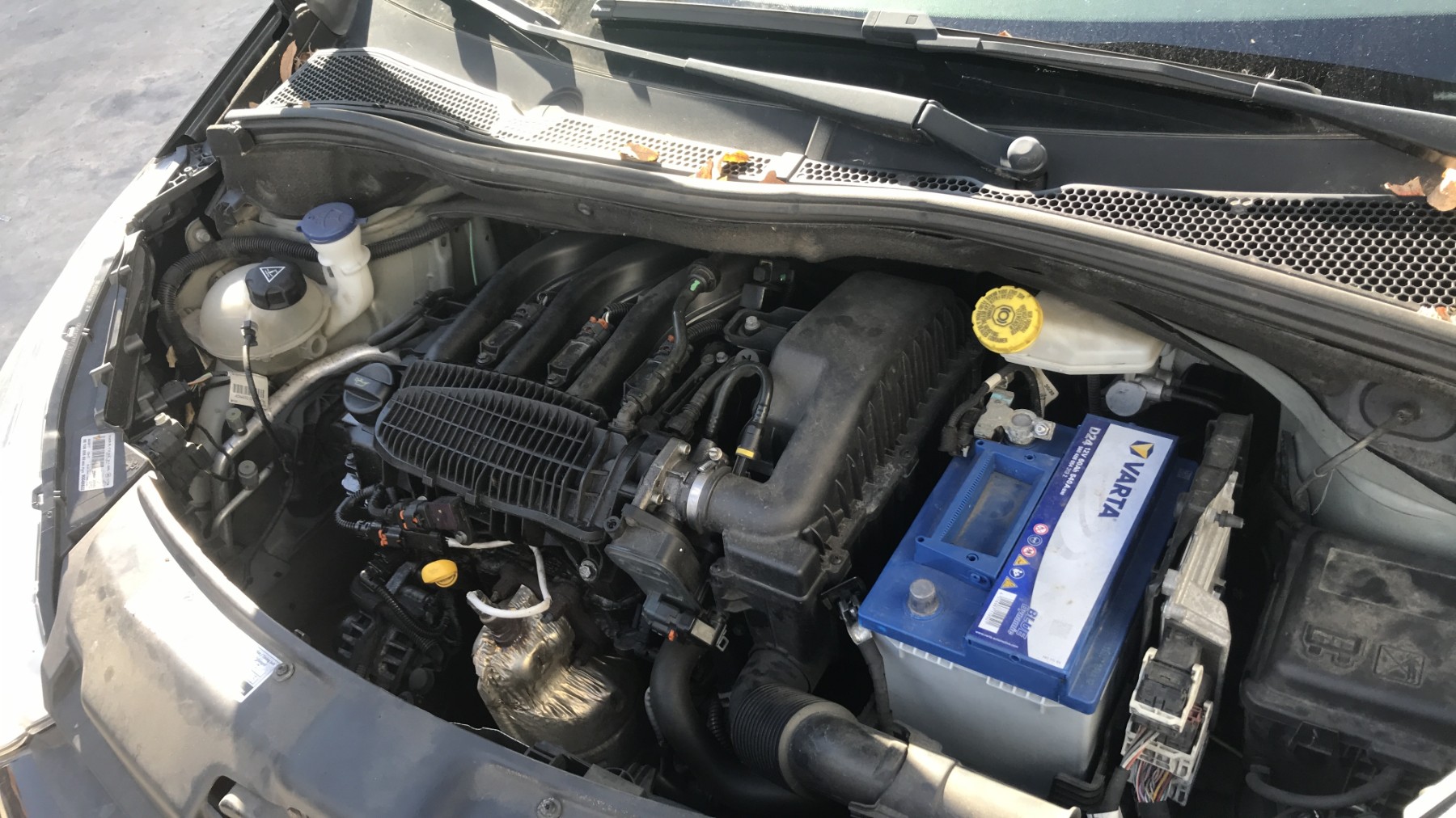 Image PEUGEOT 208 1