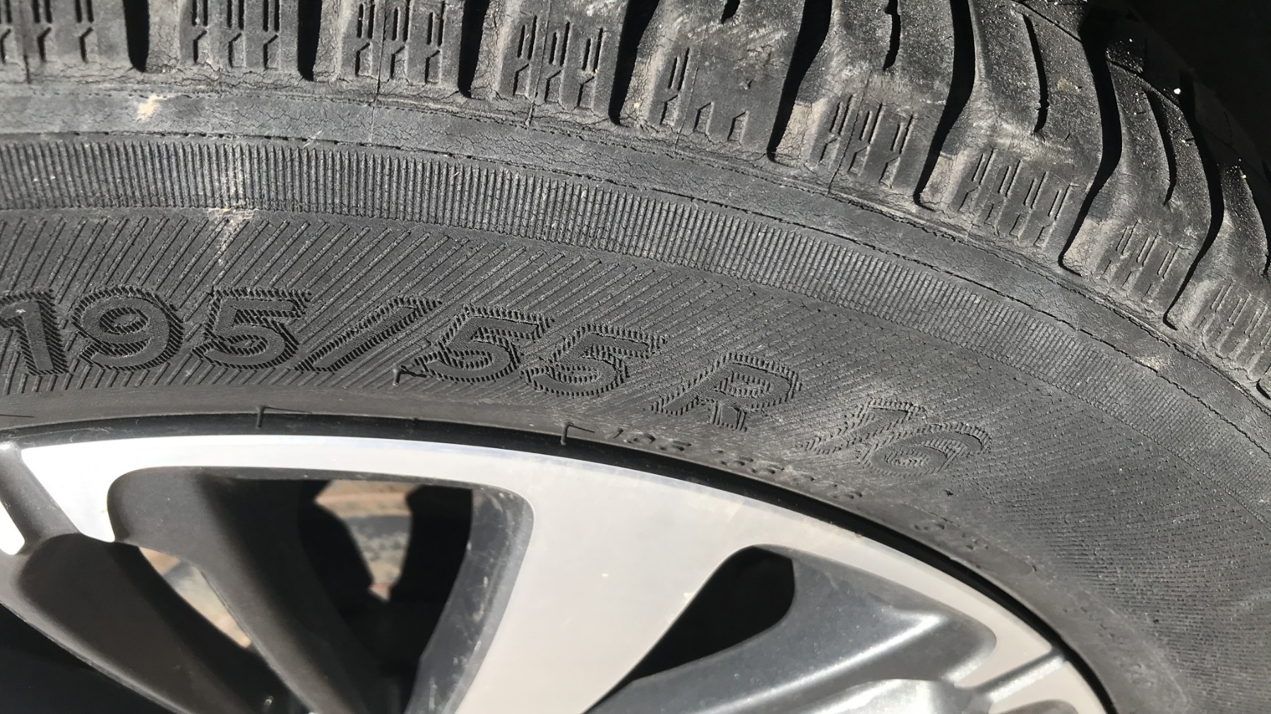 Image PEUGEOT 208 1