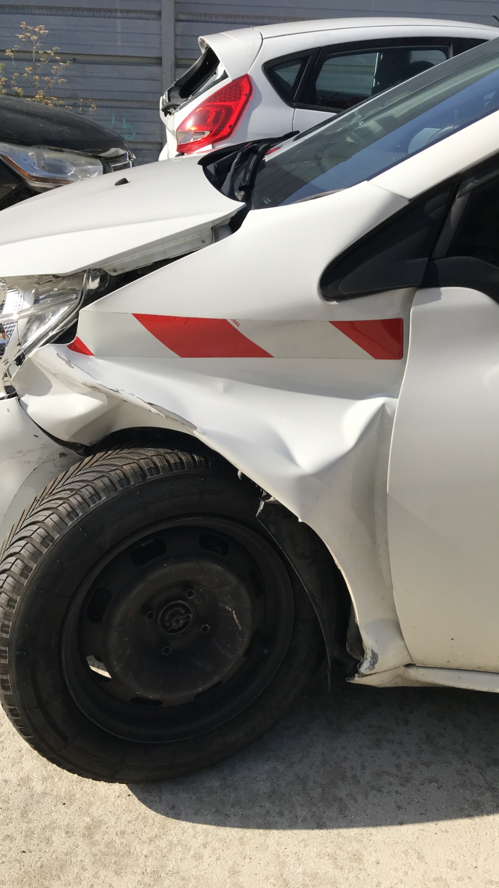 Image PEUGEOT 208 1