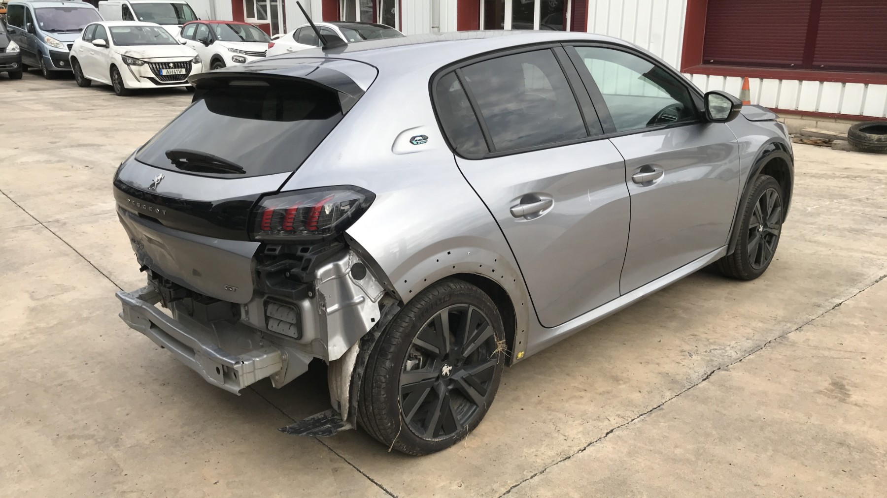 Image PEUGEOT 208 2