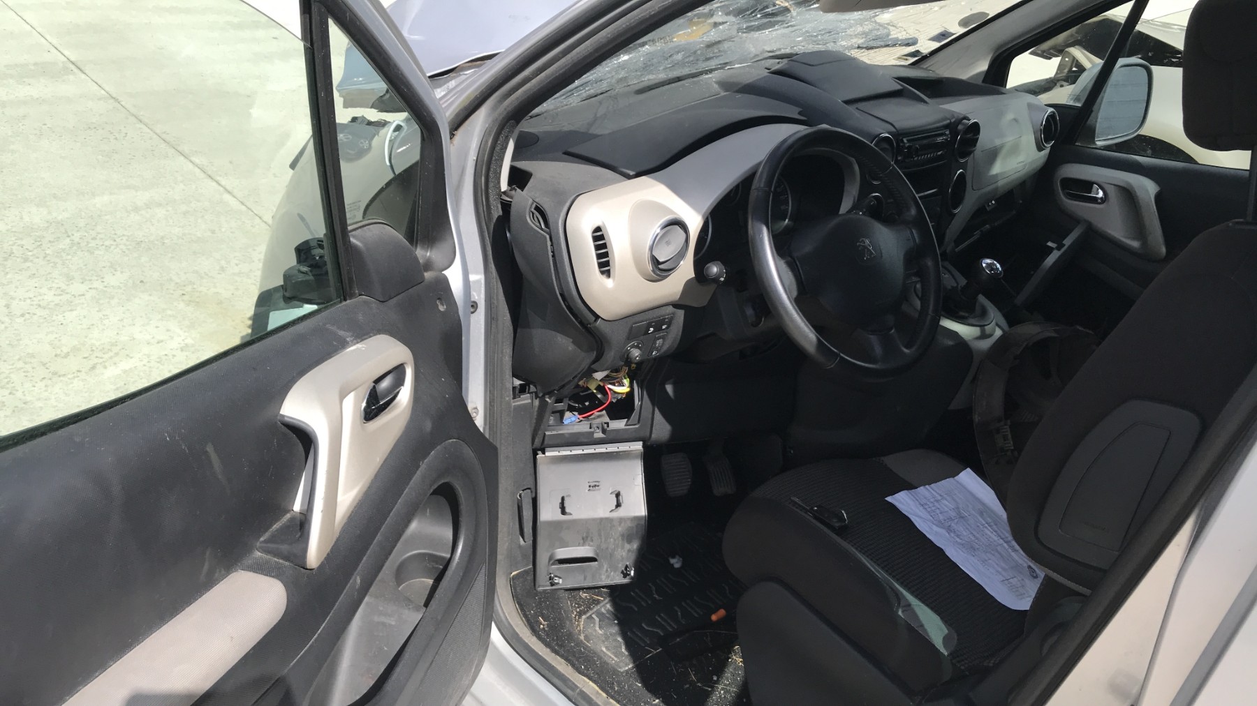 Image PEUGEOT PARTNER 2