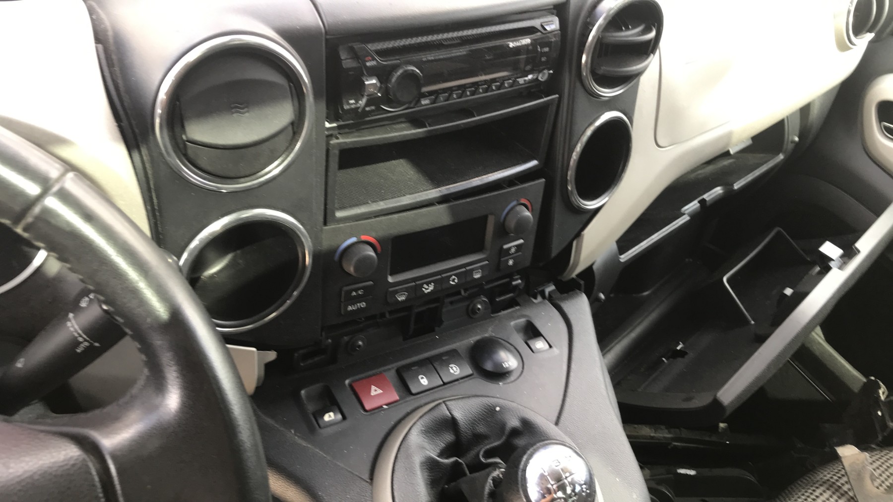 Image PEUGEOT PARTNER 2